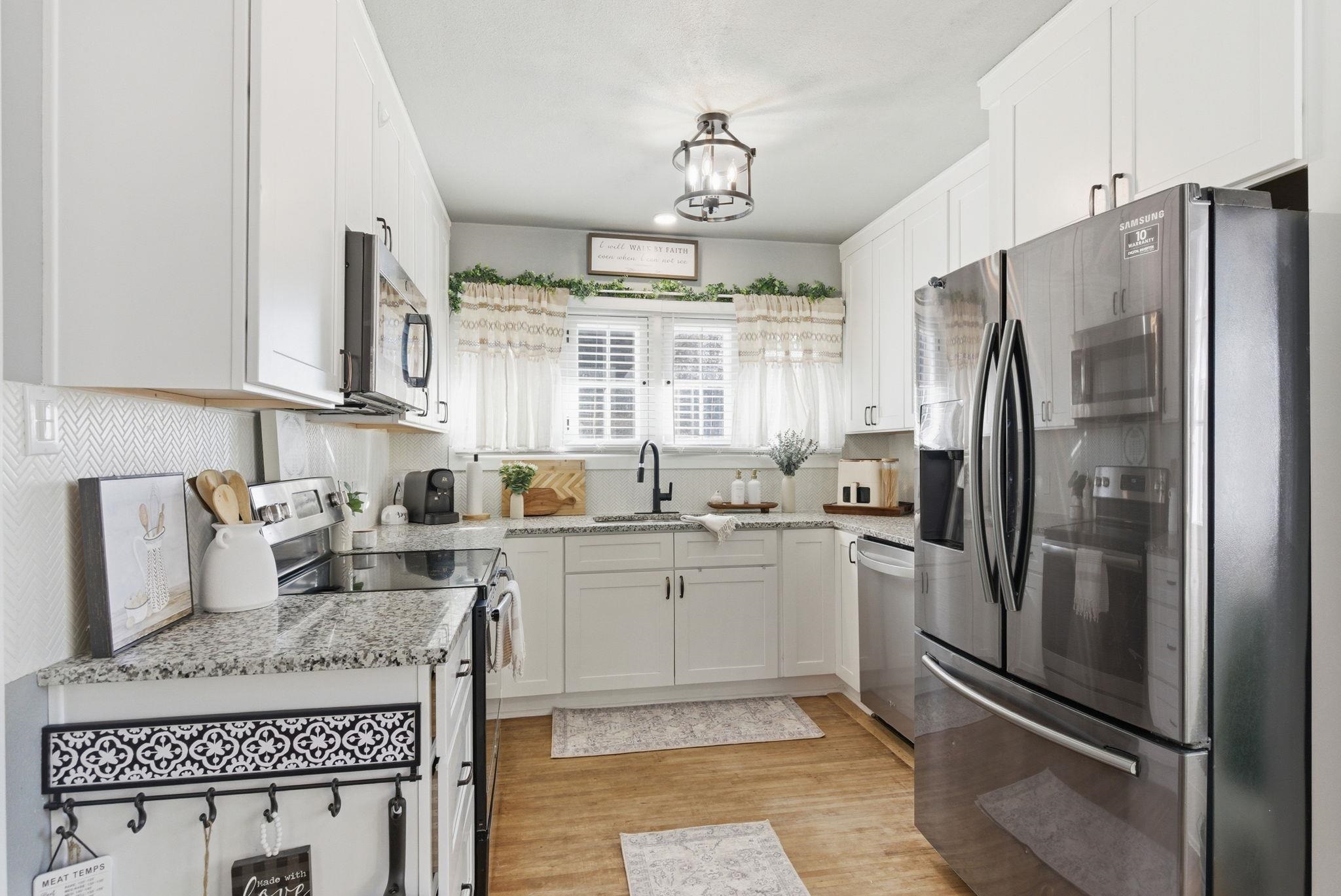 49 W 29th Ave - Photo 15