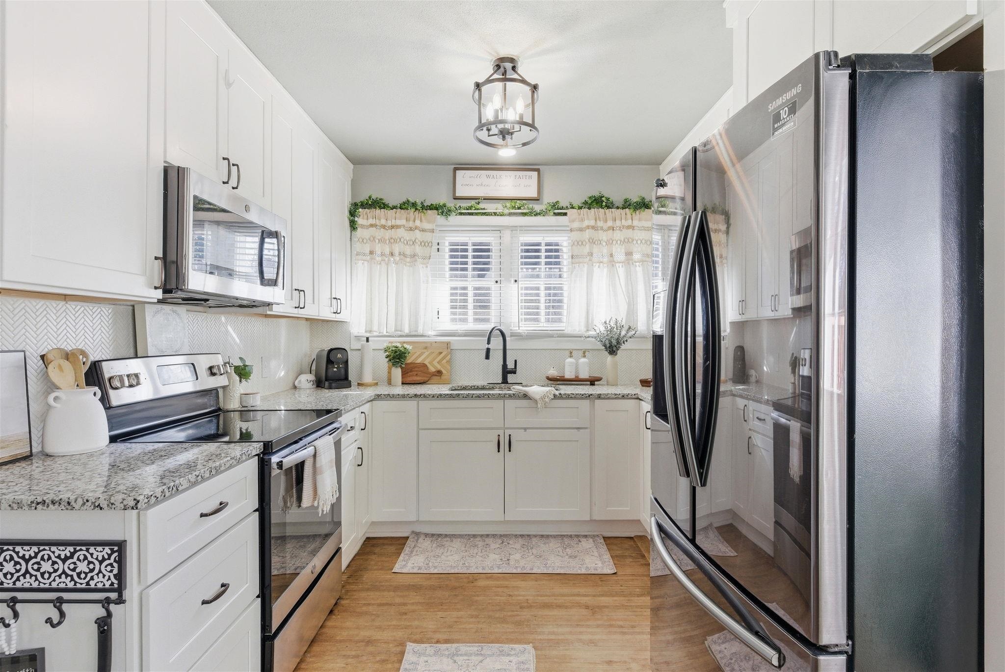 49 W 29th Ave - Photo 17