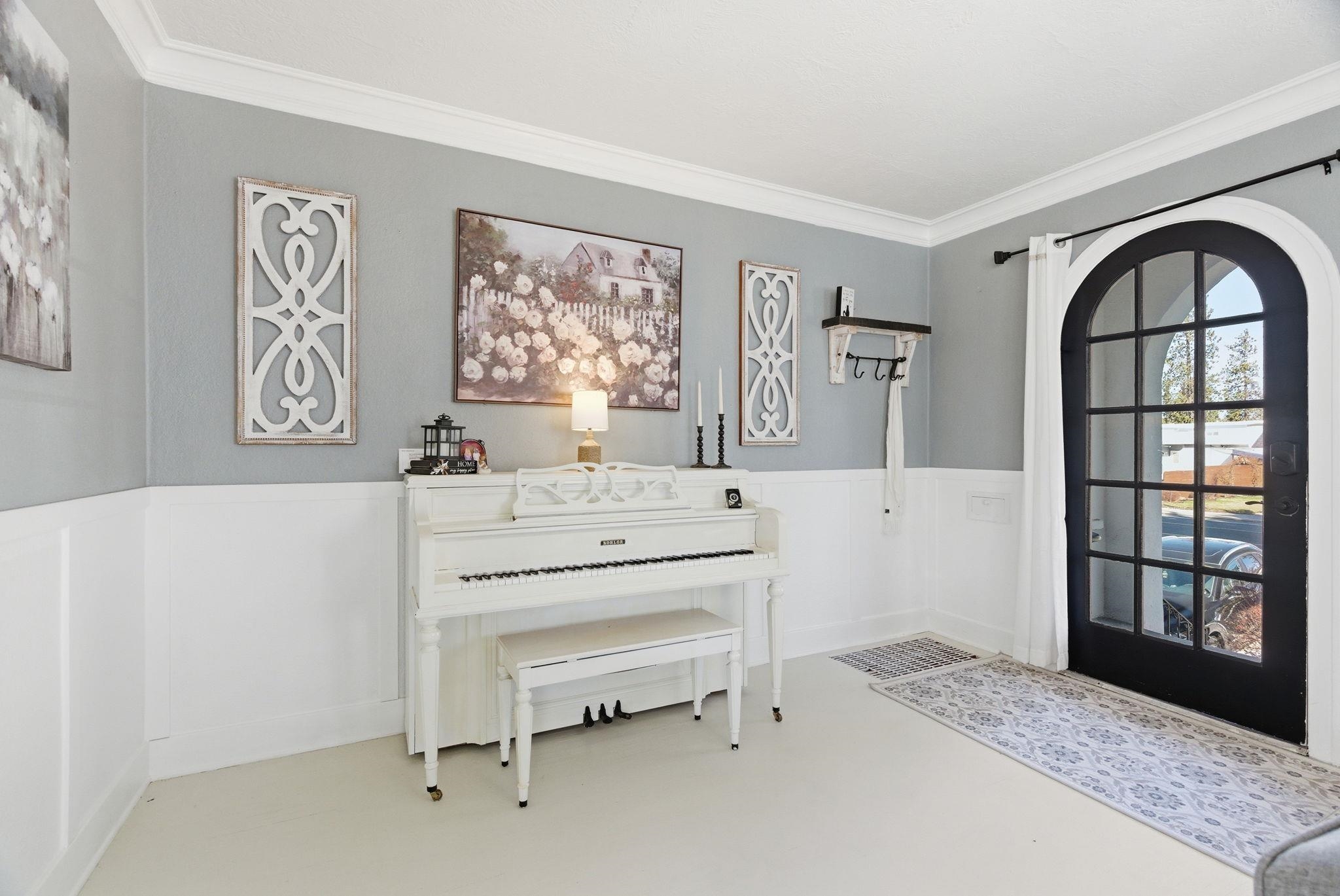 49 W 29th Ave - Photo 9