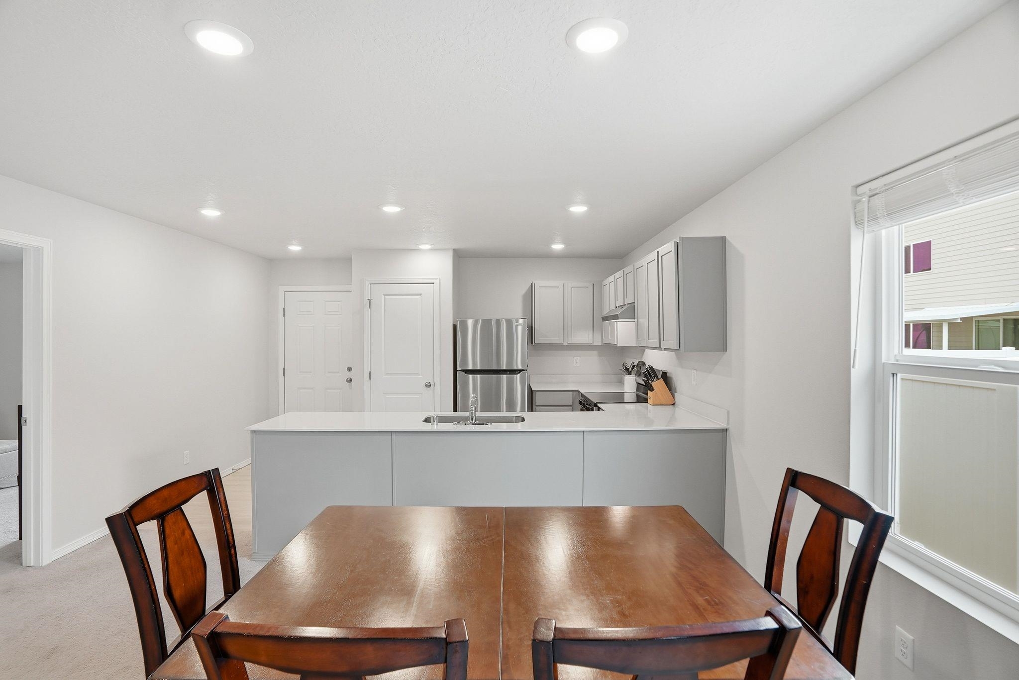 4527 W Connaught Ave - Photo 11