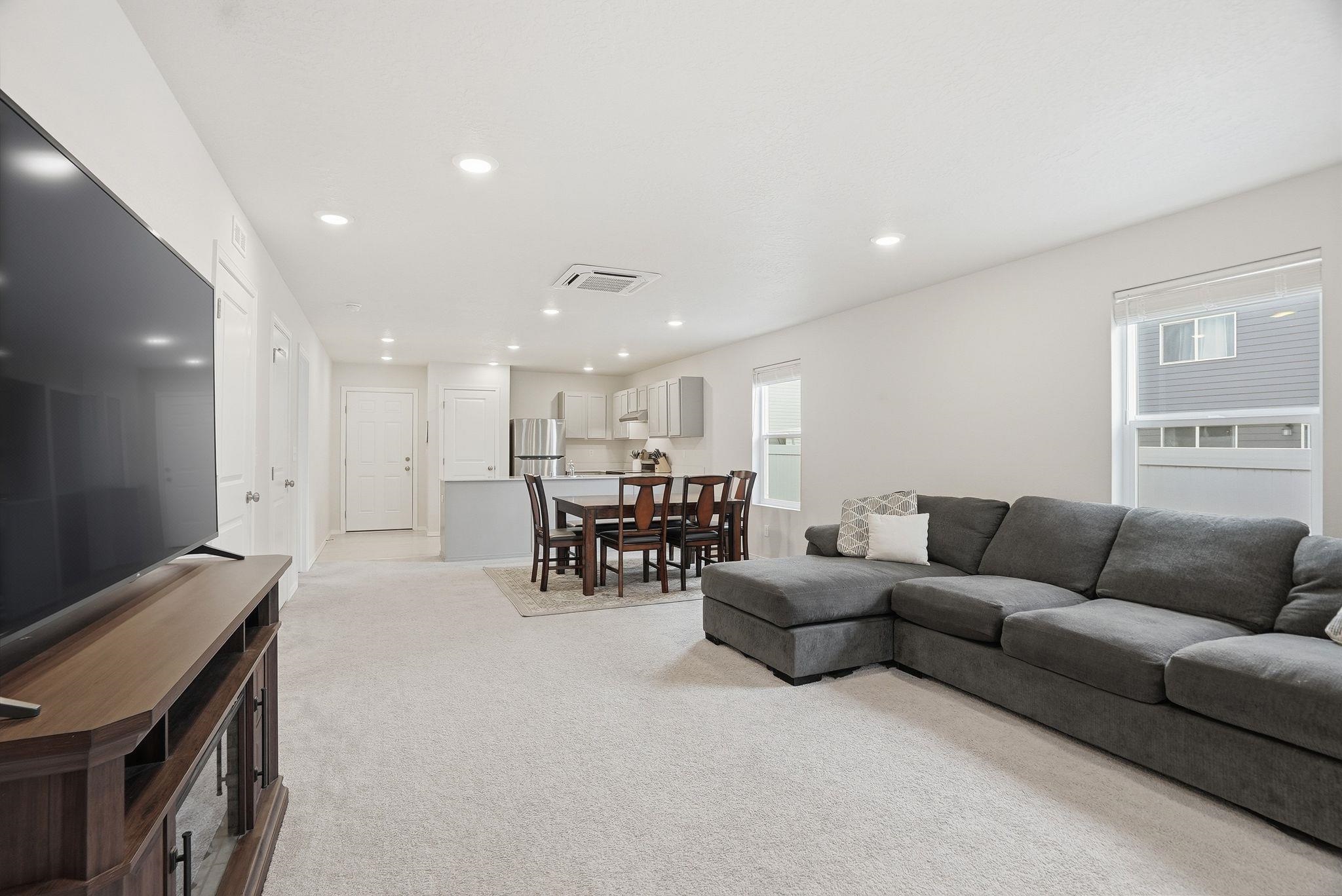 4527 W Connaught Ave - Photo 6
