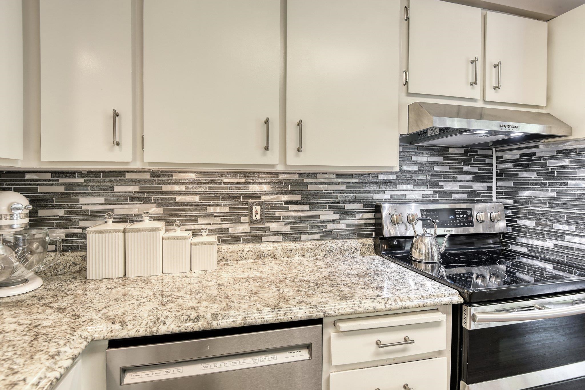 1026 W Bellwood Dr - Photo 11