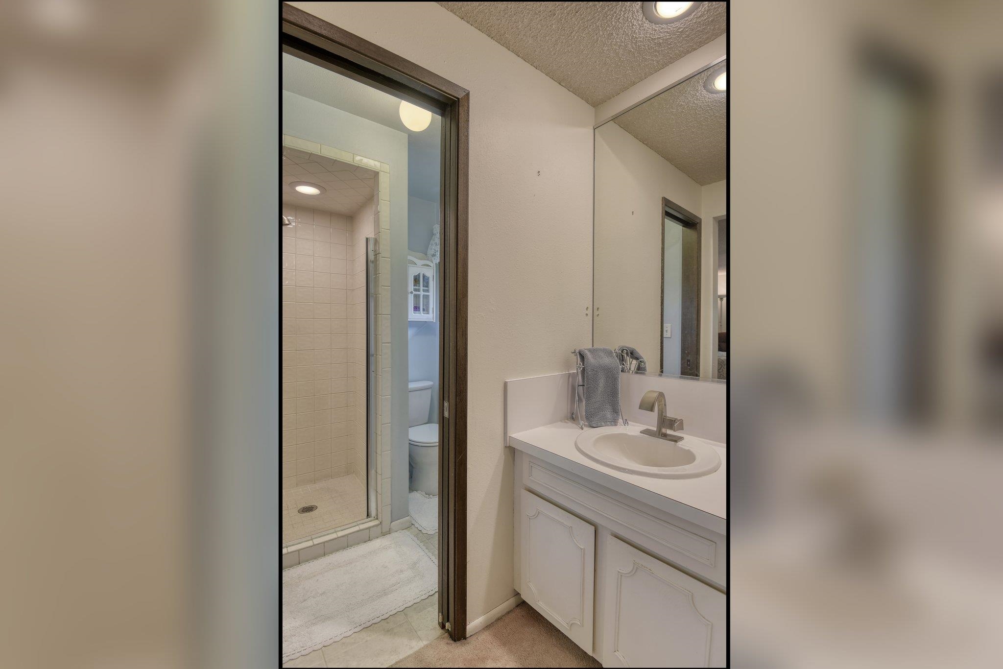 1026 W Bellwood Dr - Photo 19