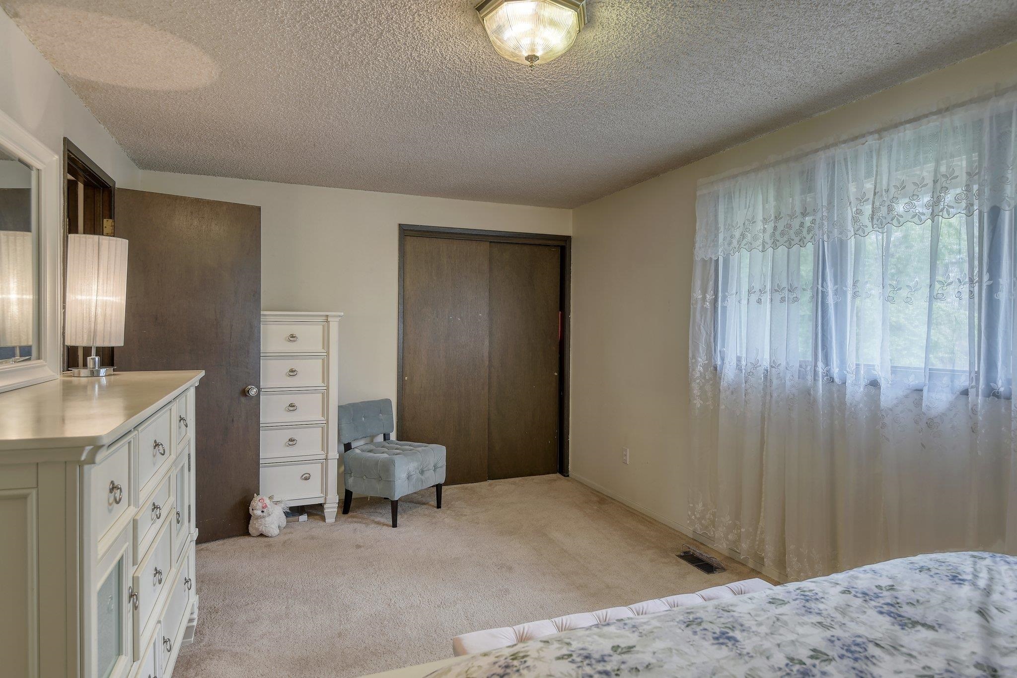 1026 W Bellwood Dr - Photo 22