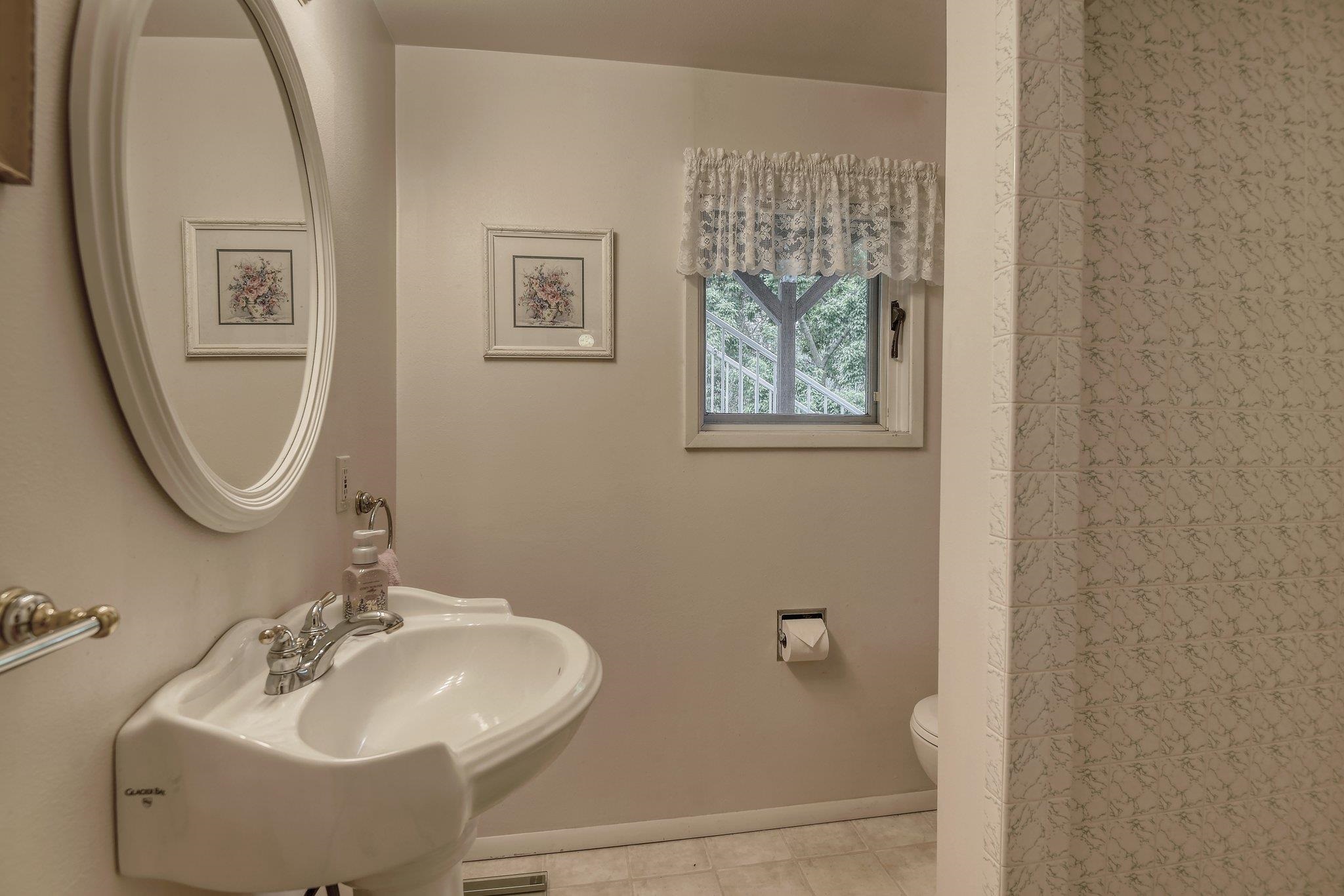 1026 W Bellwood Dr - Photo 34