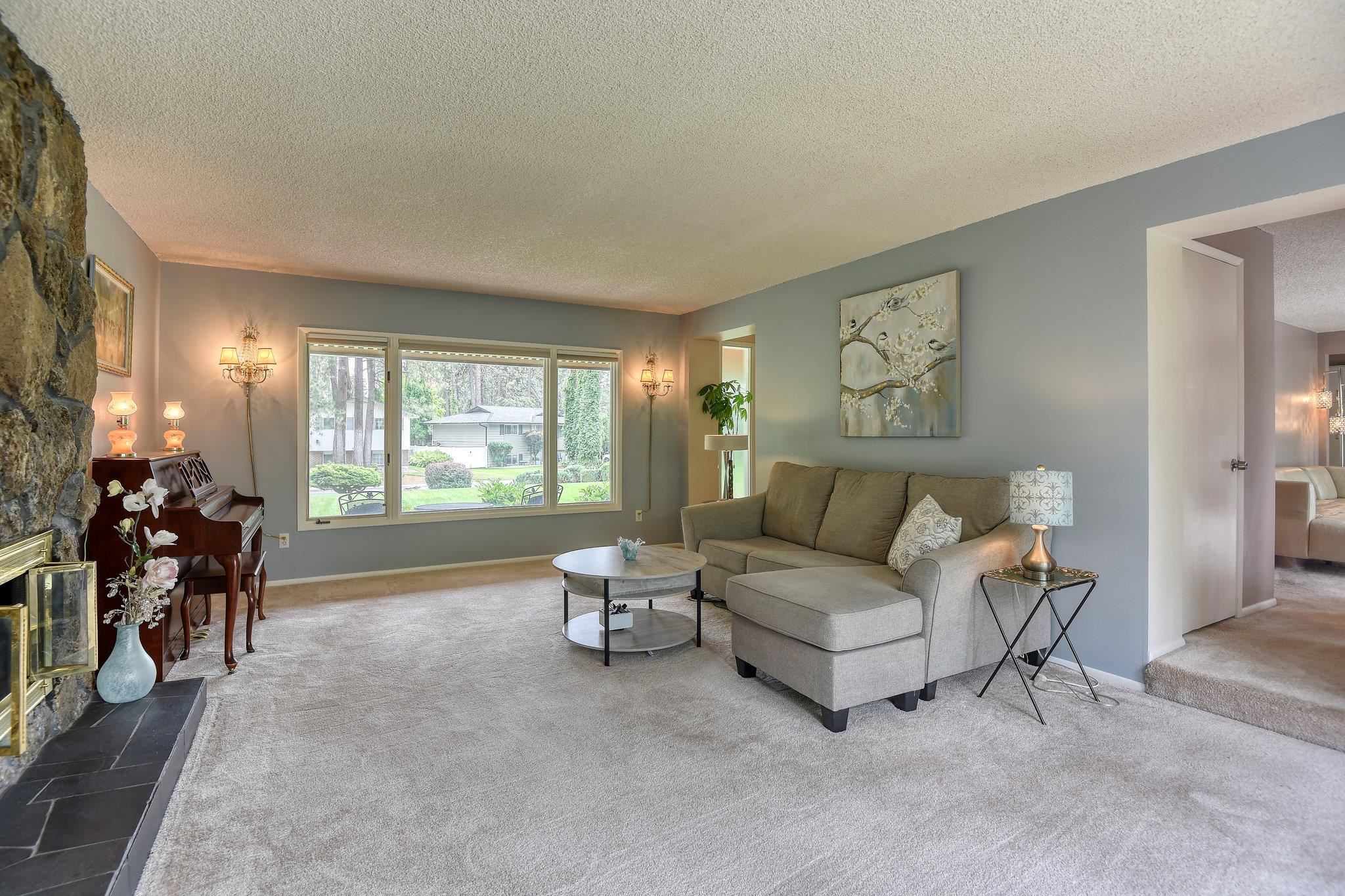 1026 W Bellwood Dr - Photo 6