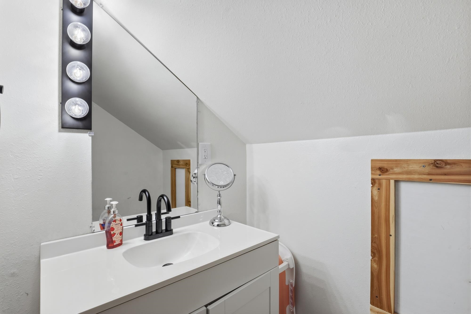 1722 W Dean Ave - Photo 24