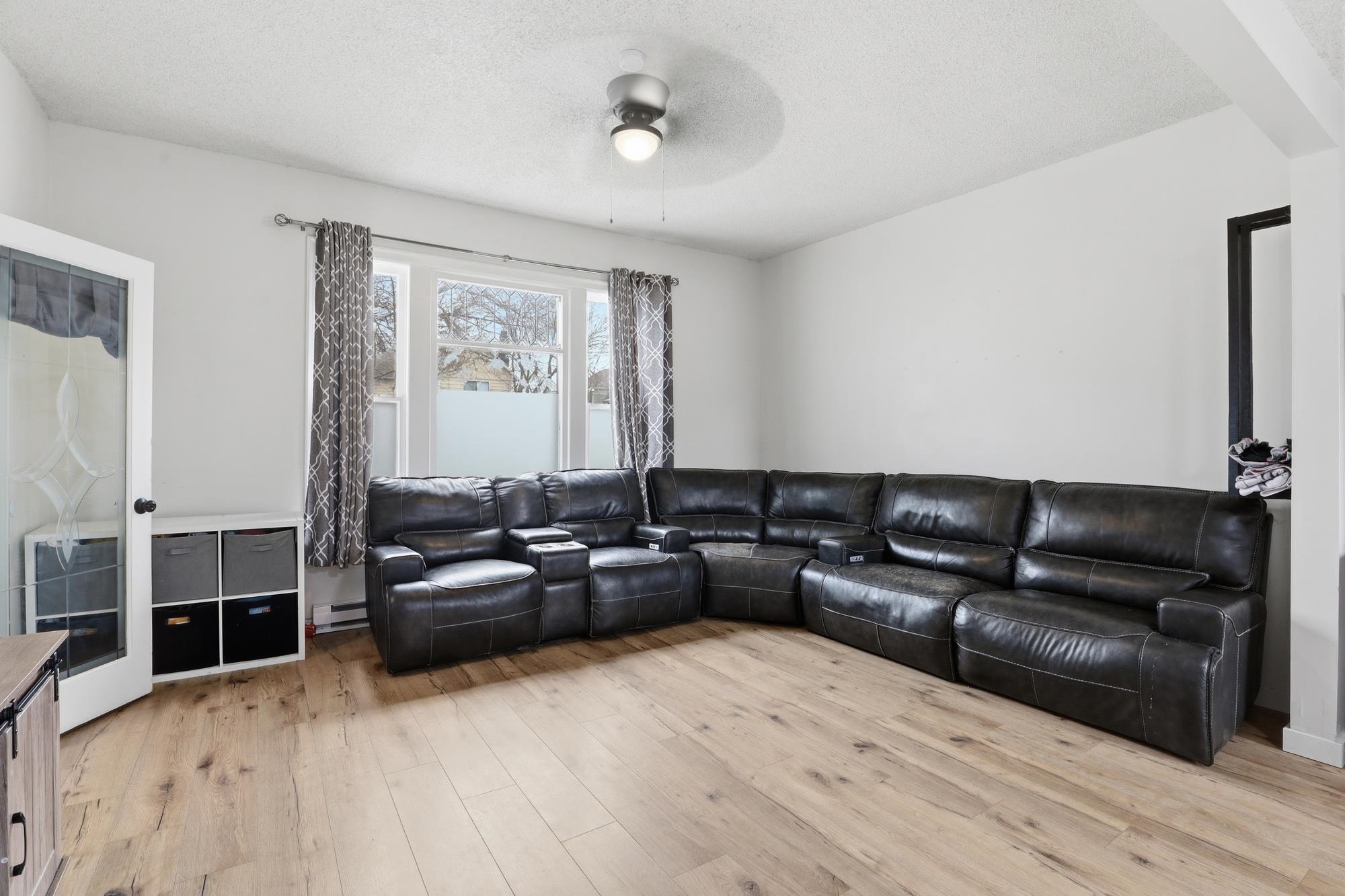 1722 W Dean Ave - Photo 4