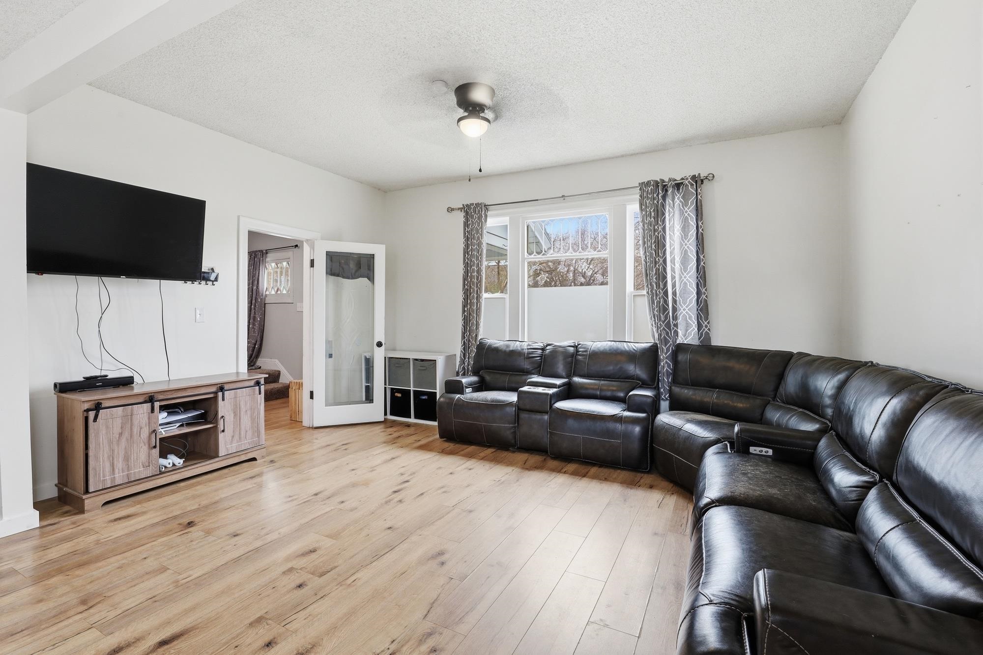 1722 W Dean Ave - Photo 5