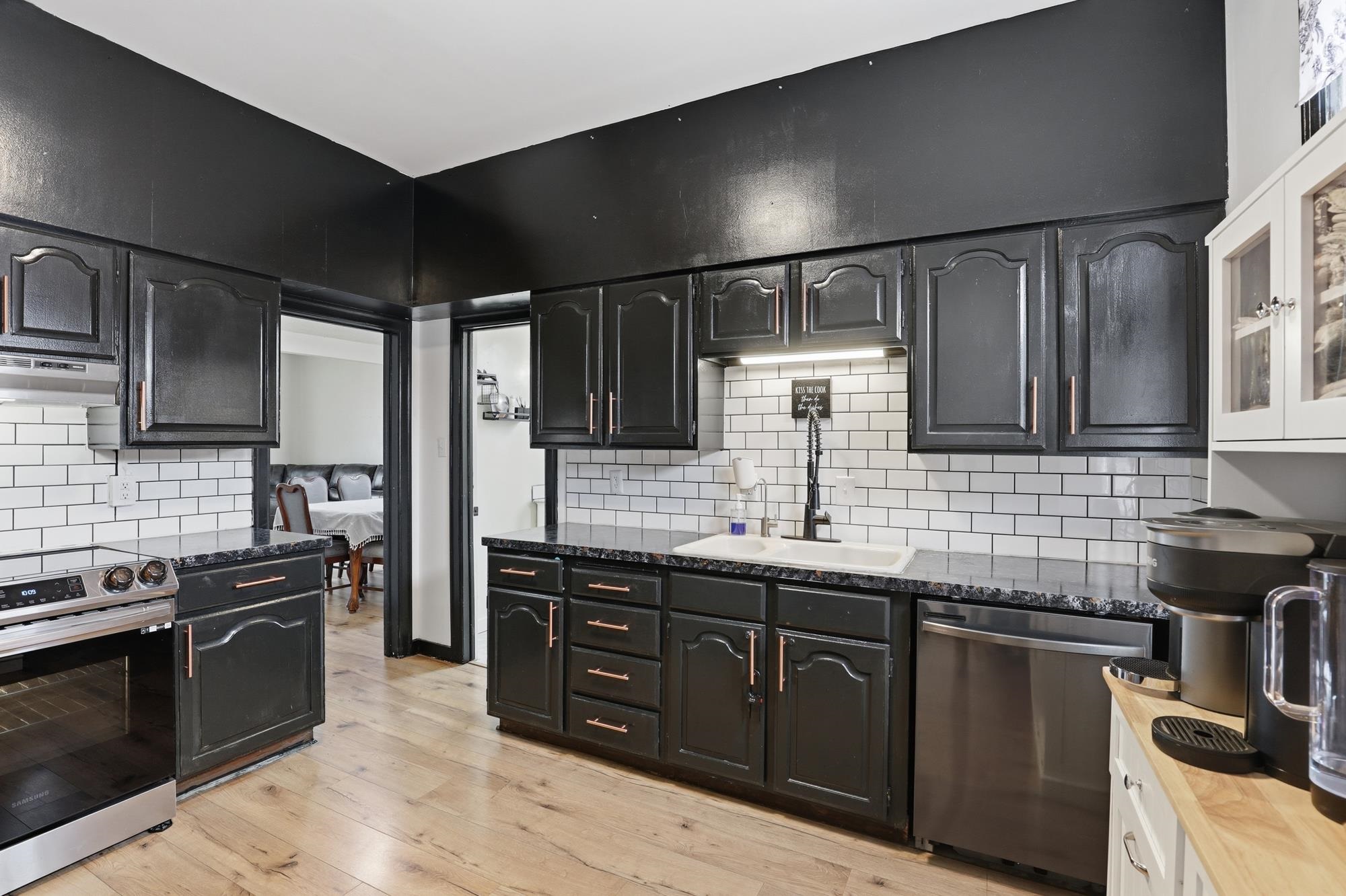 1722 W Dean Ave - Photo 9