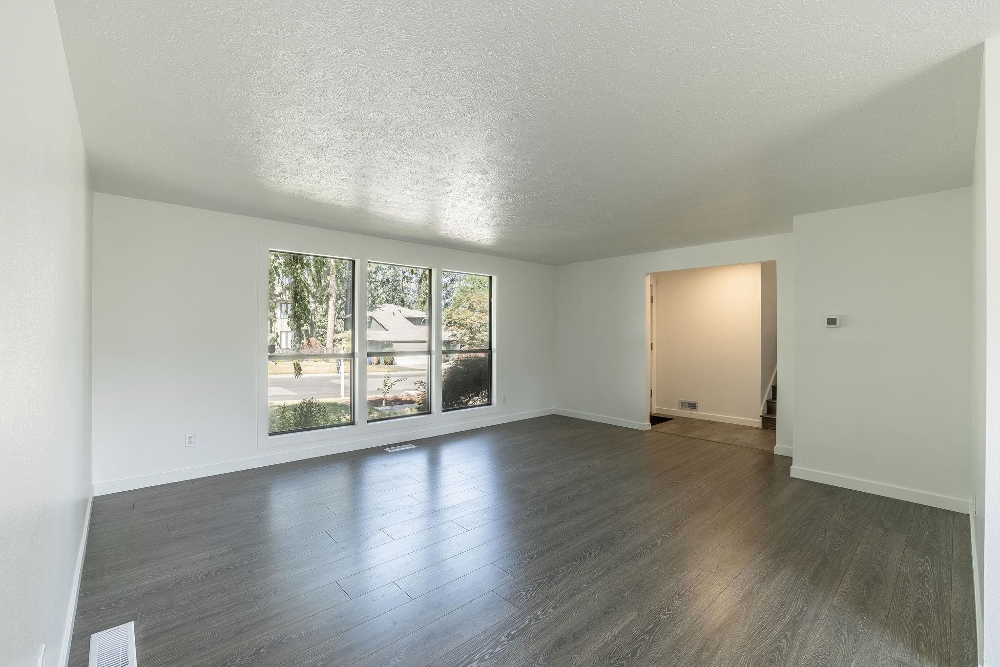 4303 S Myrtle St - Photo 3