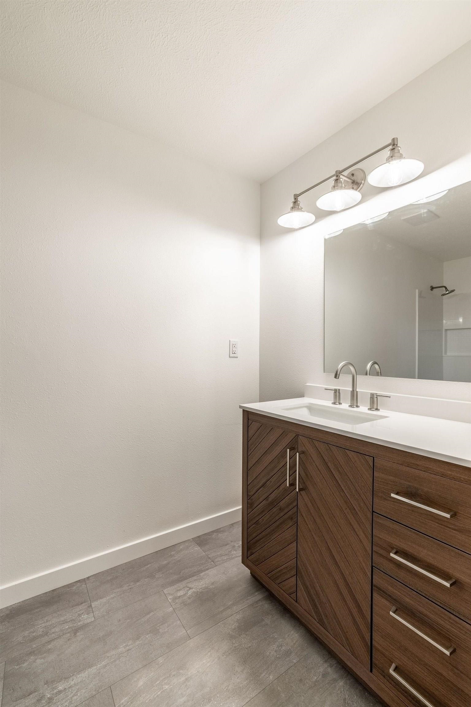 4303 S Myrtle St - Photo 9