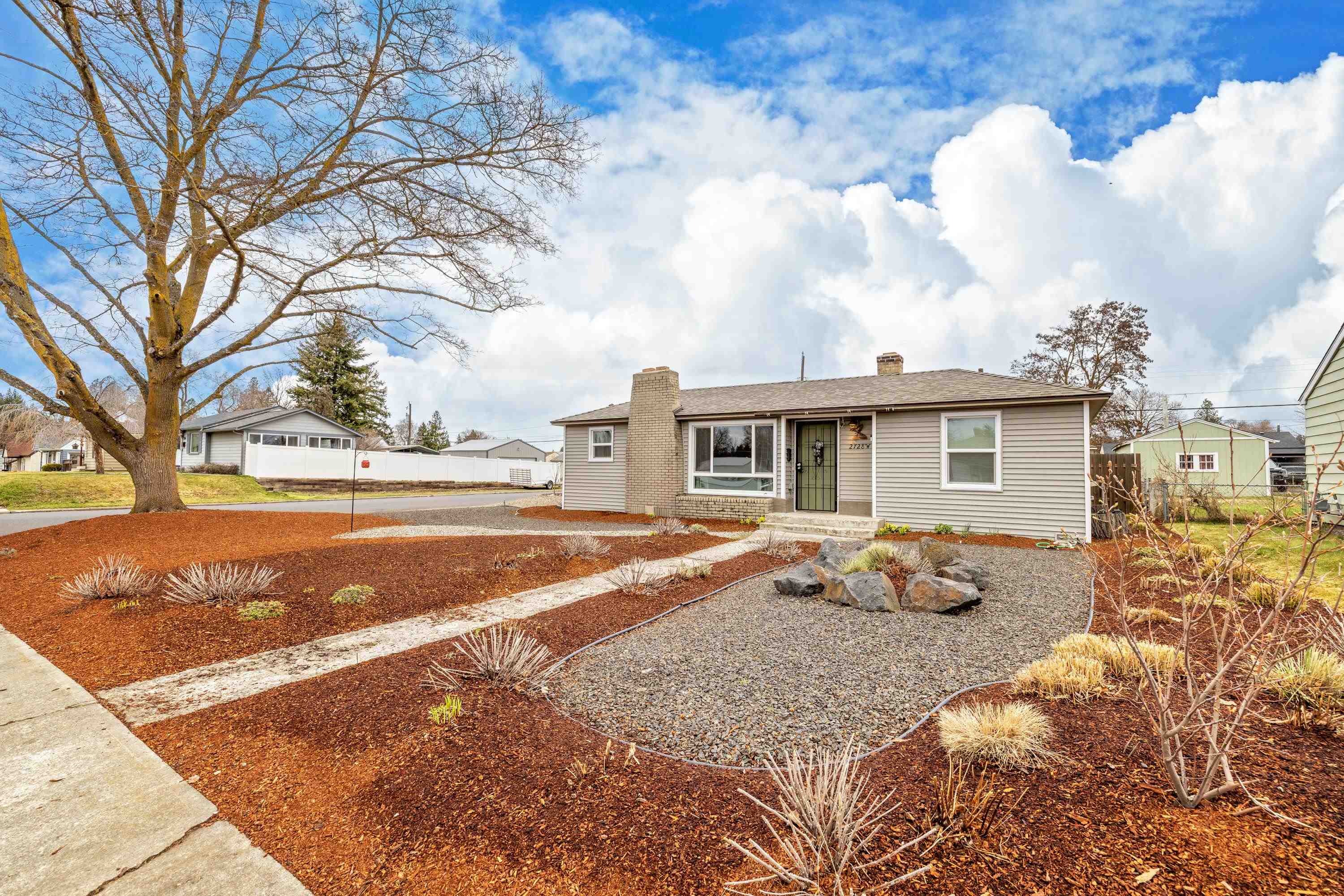 2728 W Sanson Ave - Photo 3