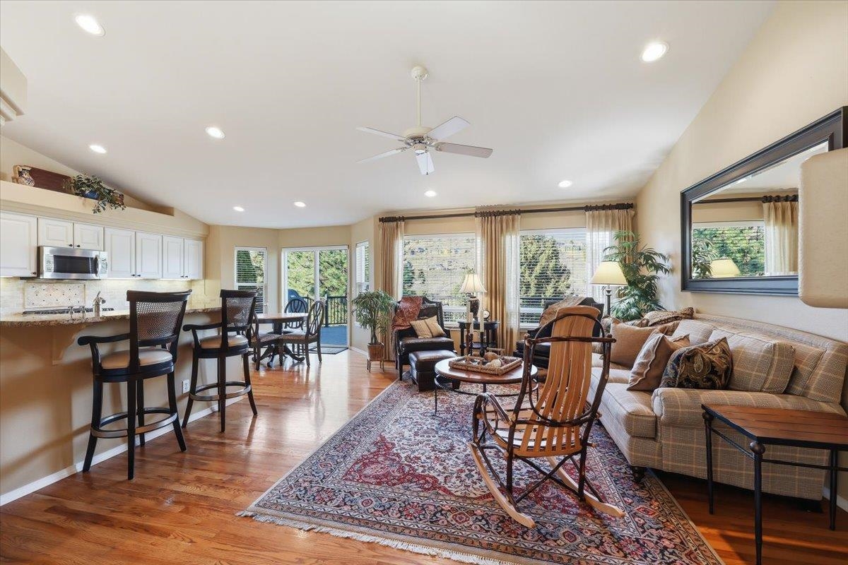 813 N Garry Dr - Photo 11