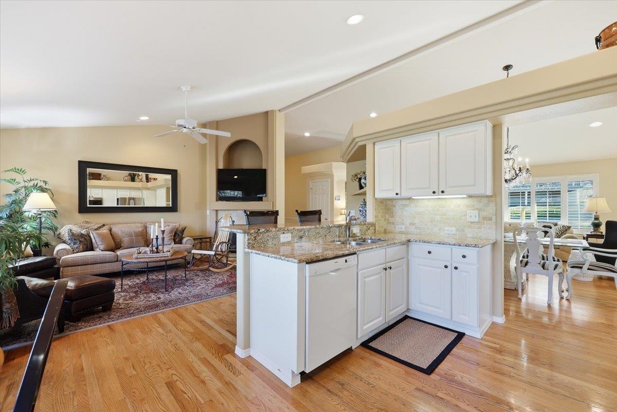 813 N Garry Dr - Photo 13