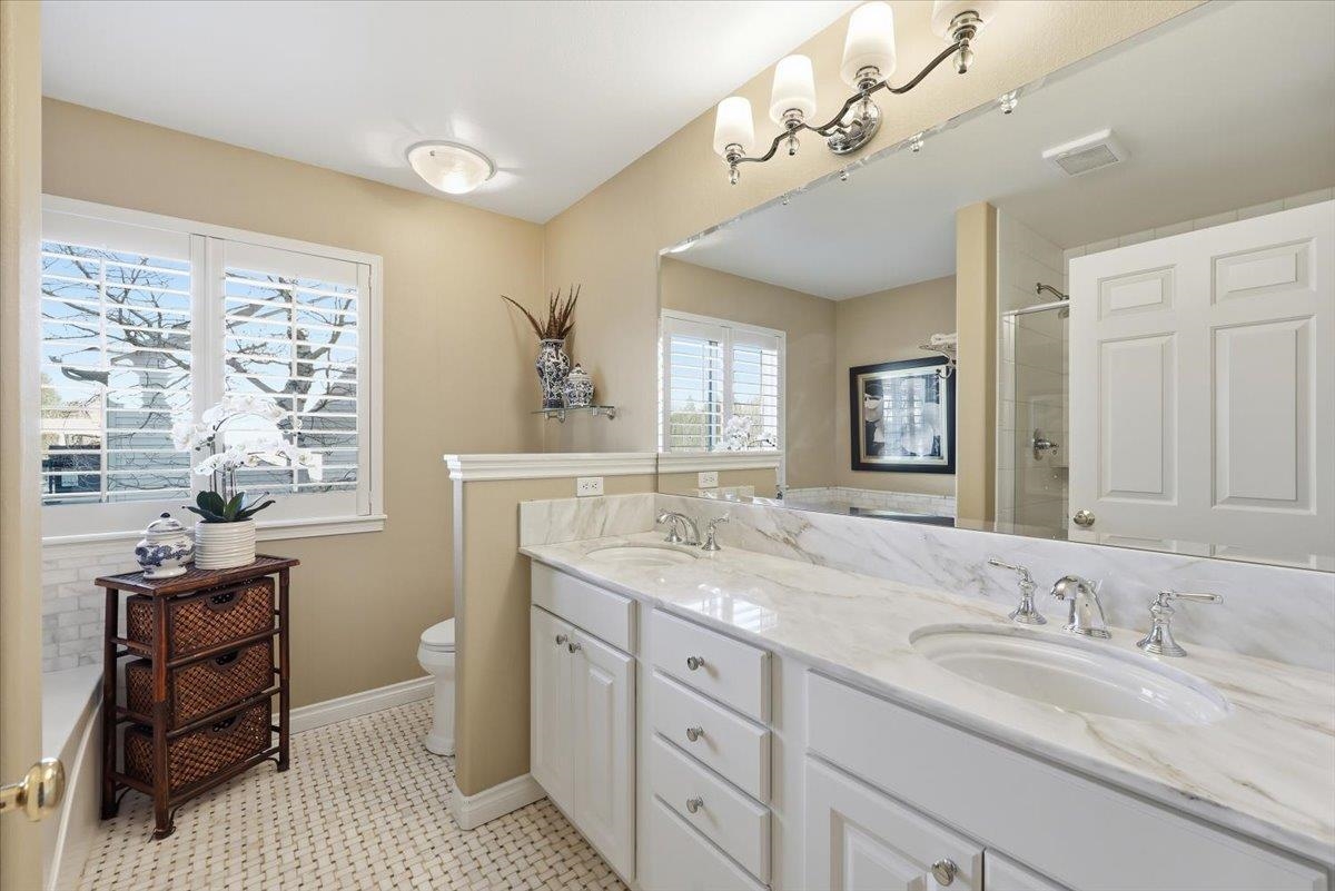 813 N Garry Dr - Photo 22