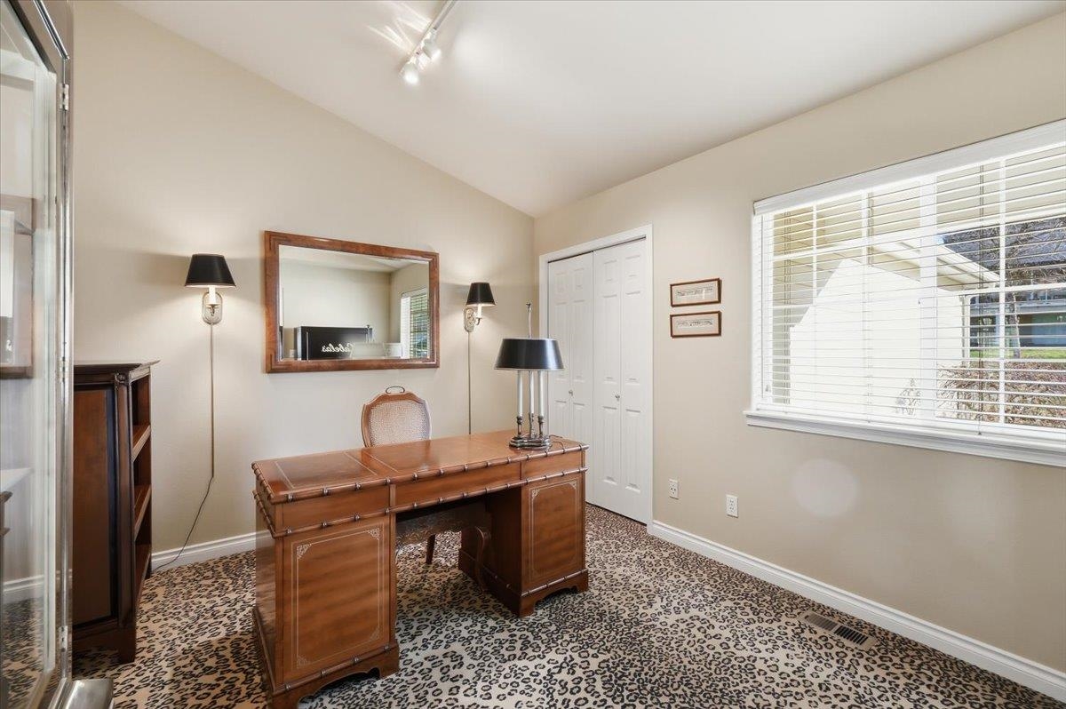 813 N Garry Dr - Photo 27