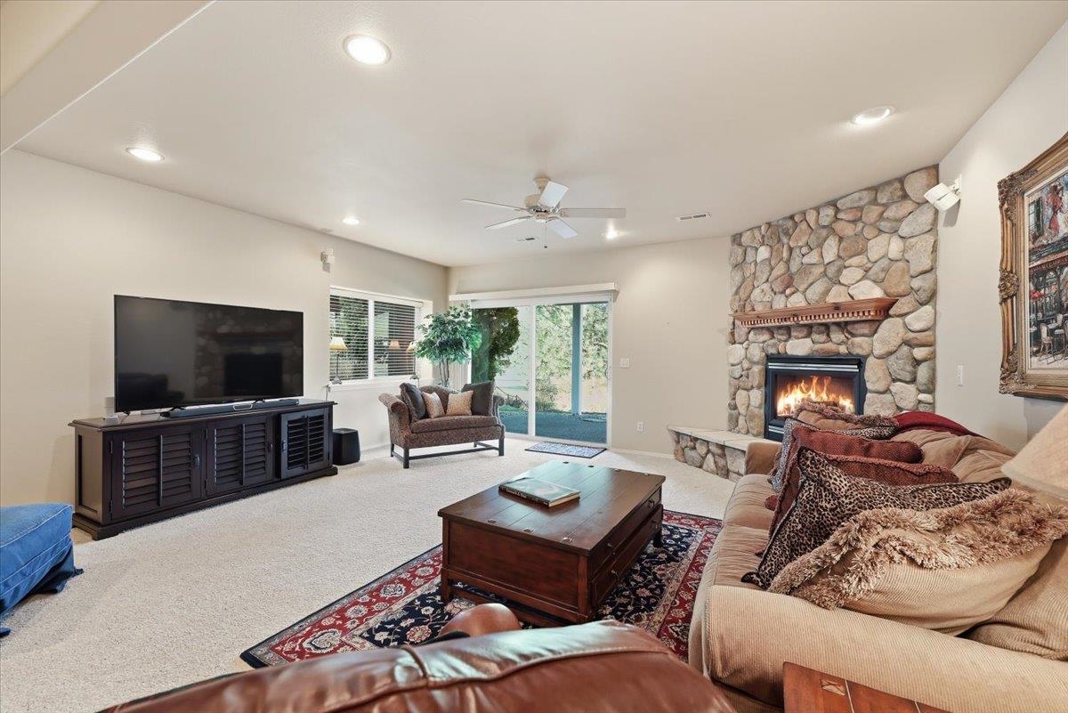 813 N Garry Dr - Photo 30