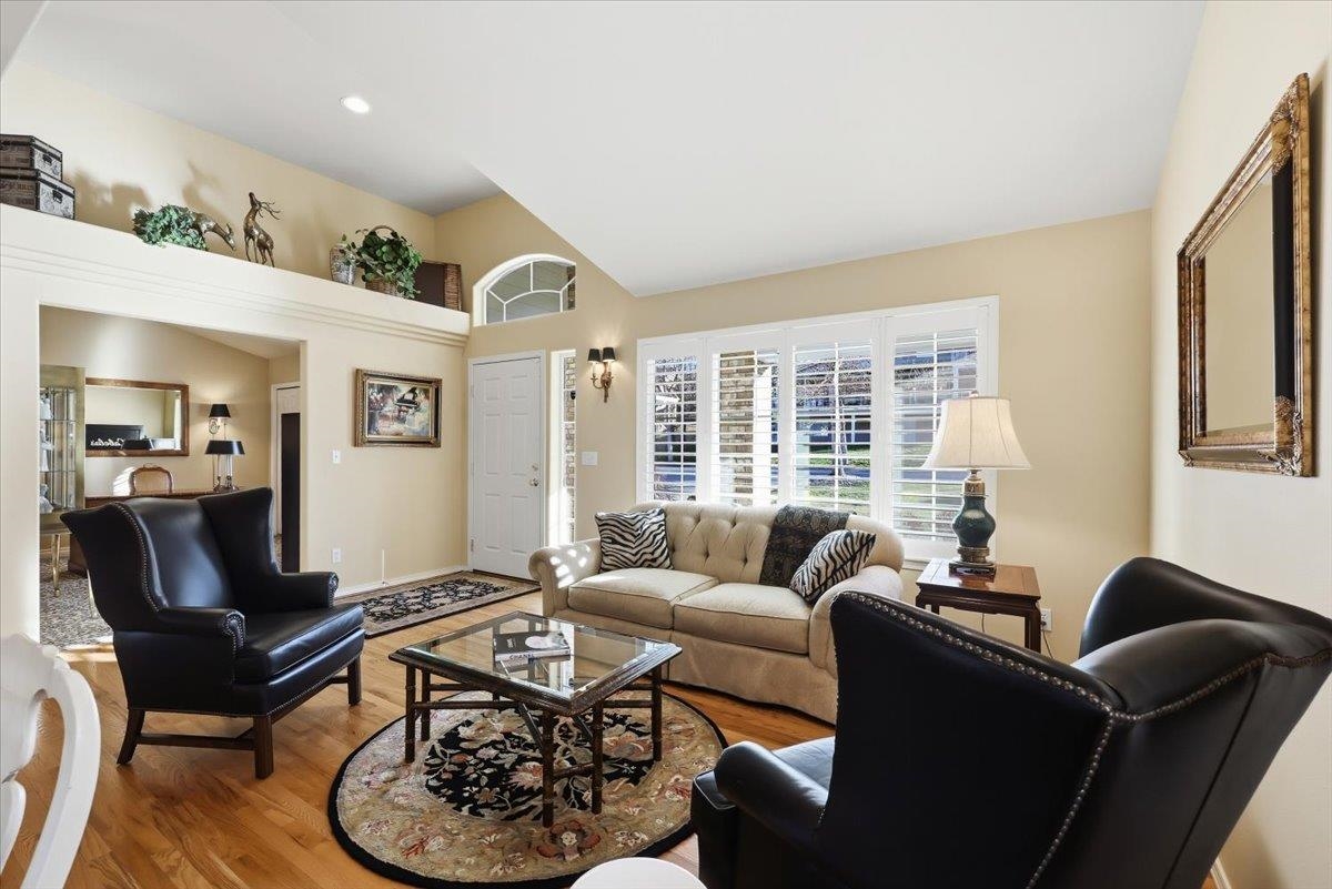 813 N Garry Dr - Photo 6