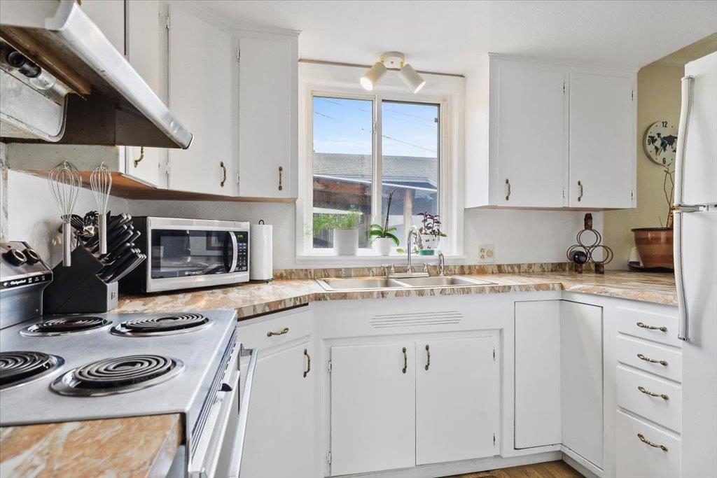 4118 N Madison St - Photo 9