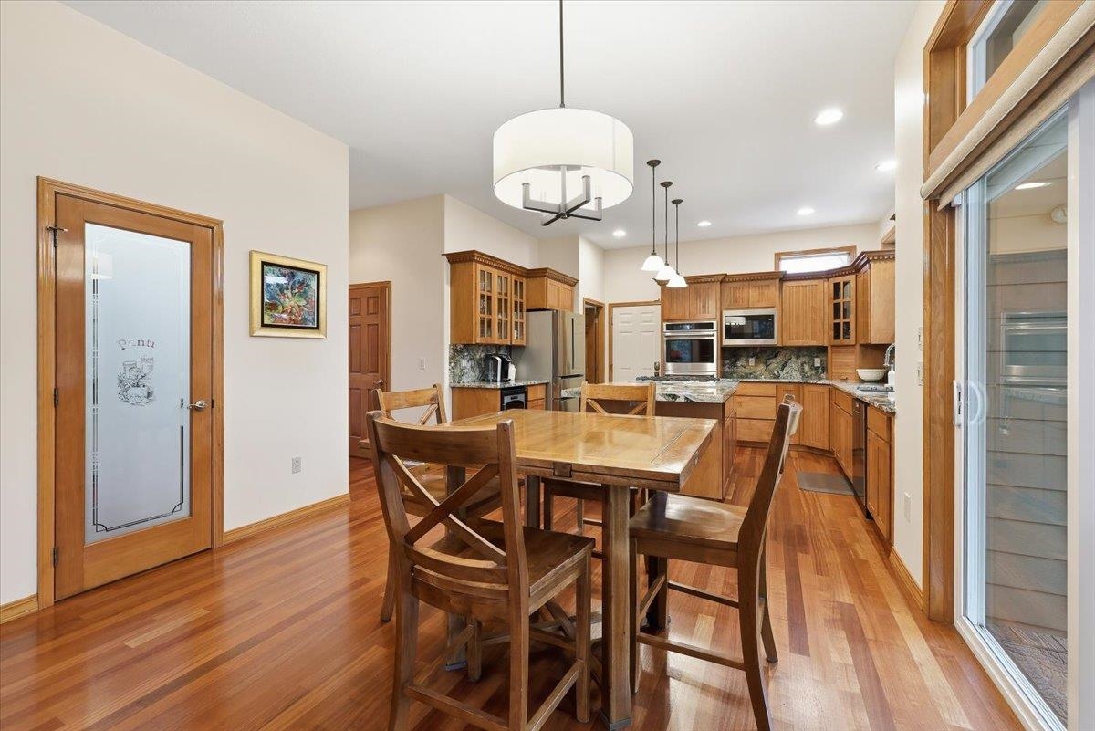 1023 E Golden Ct - Photo 11