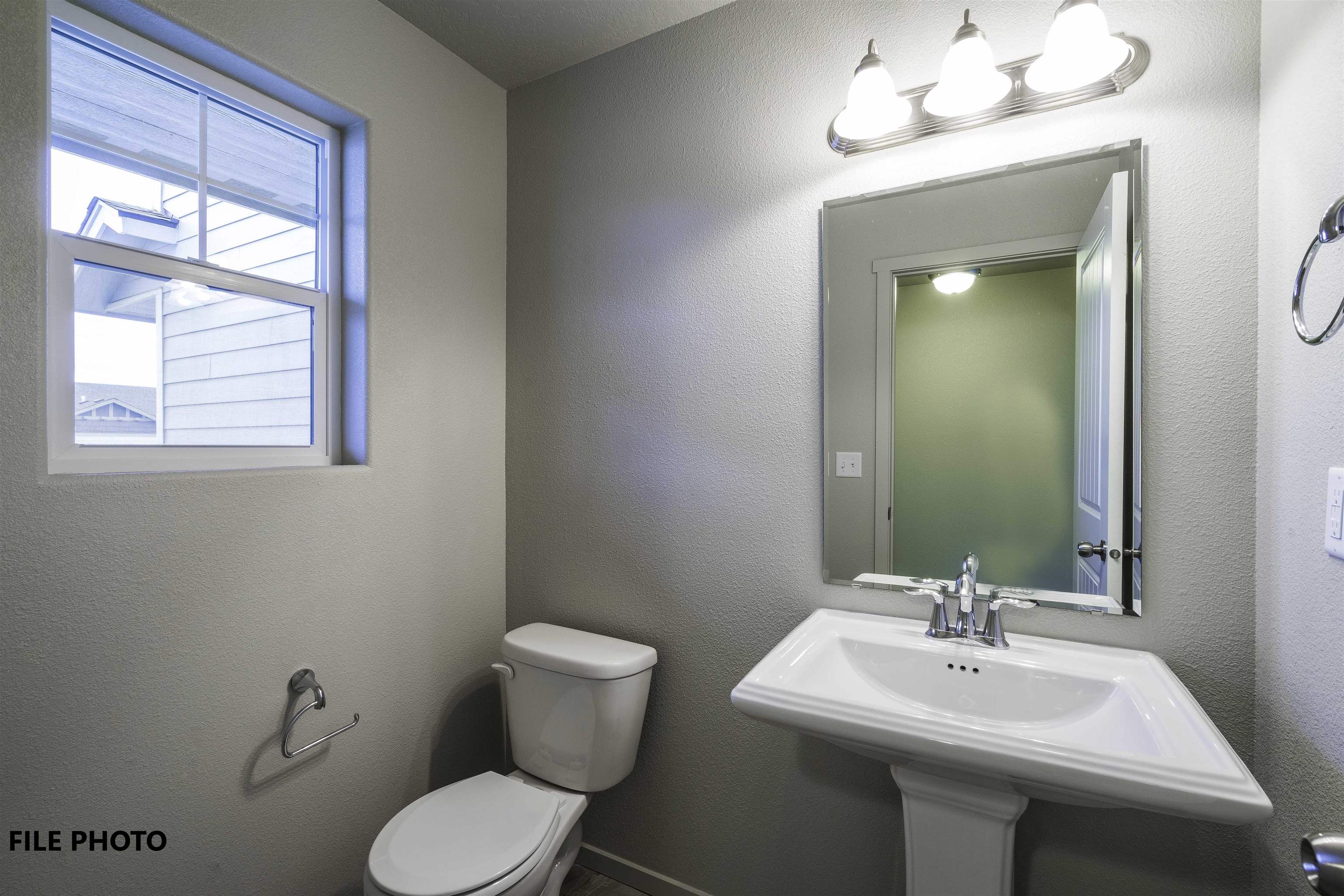 407 S TREELINE St - Photo 4