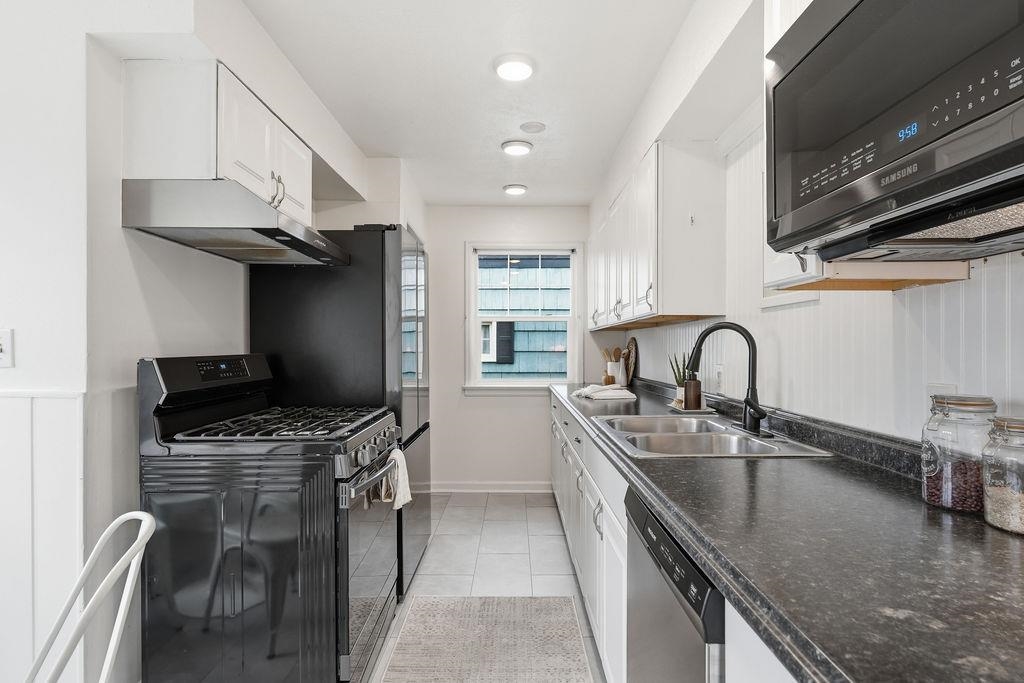 1227 E 40th Ave - Photo 13