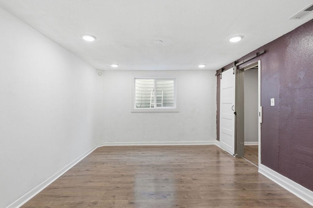 1227 E 40th Ave - Photo 23