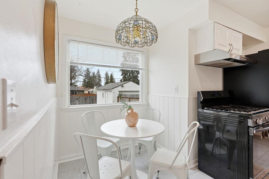 1227 E 40th Ave - Photo 9