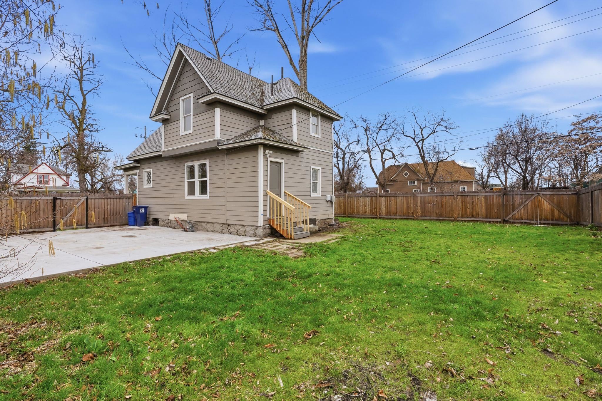 403 E Ermina Ave - Photo 26