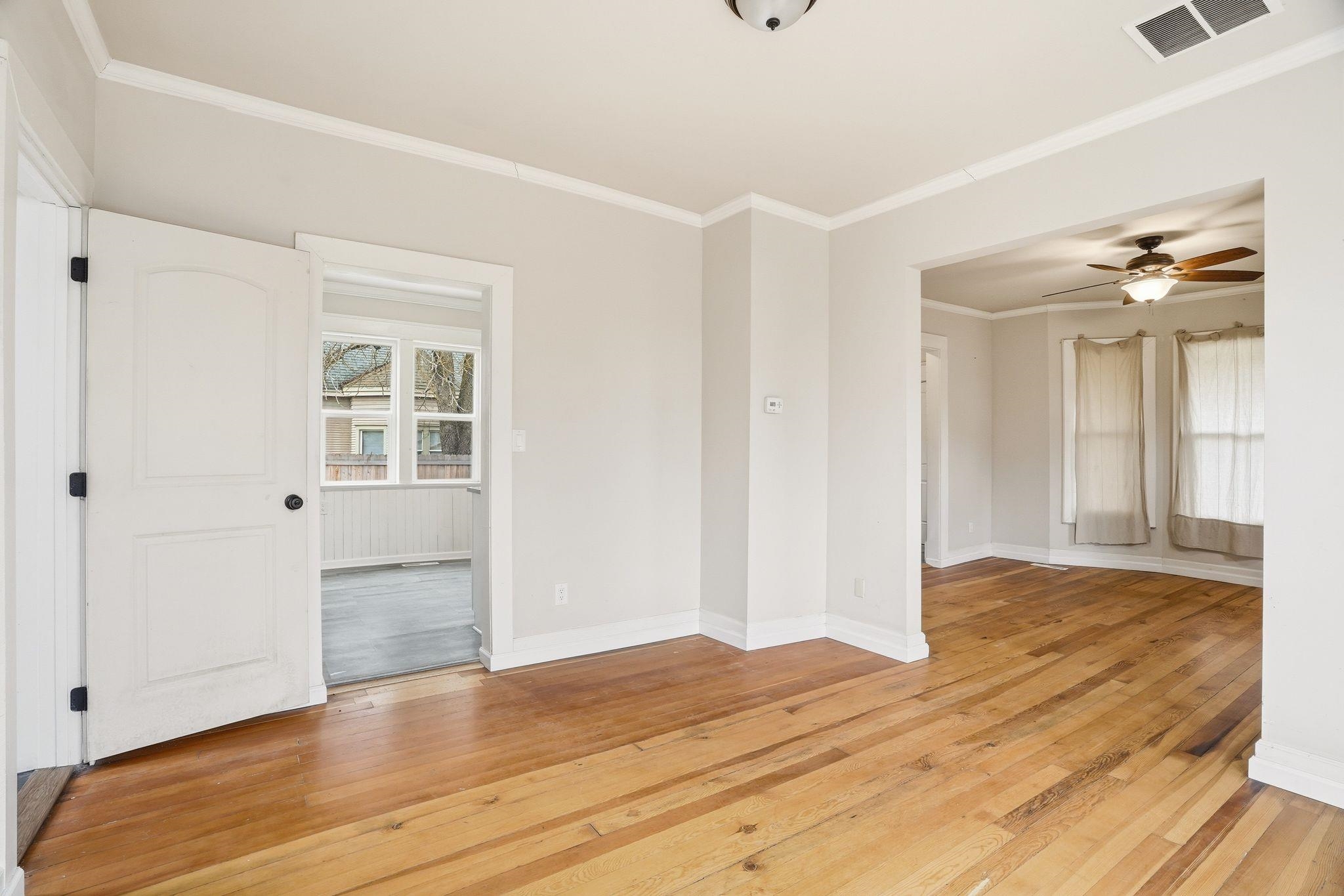 403 E Ermina Ave - Photo 8