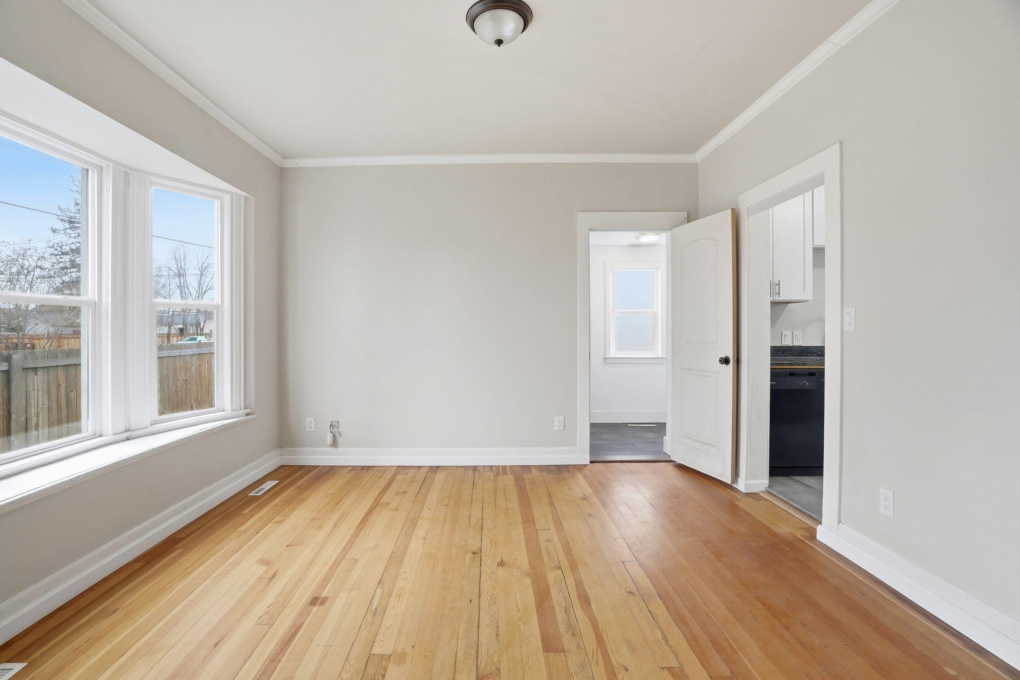 403 E Ermina Ave - Photo 9