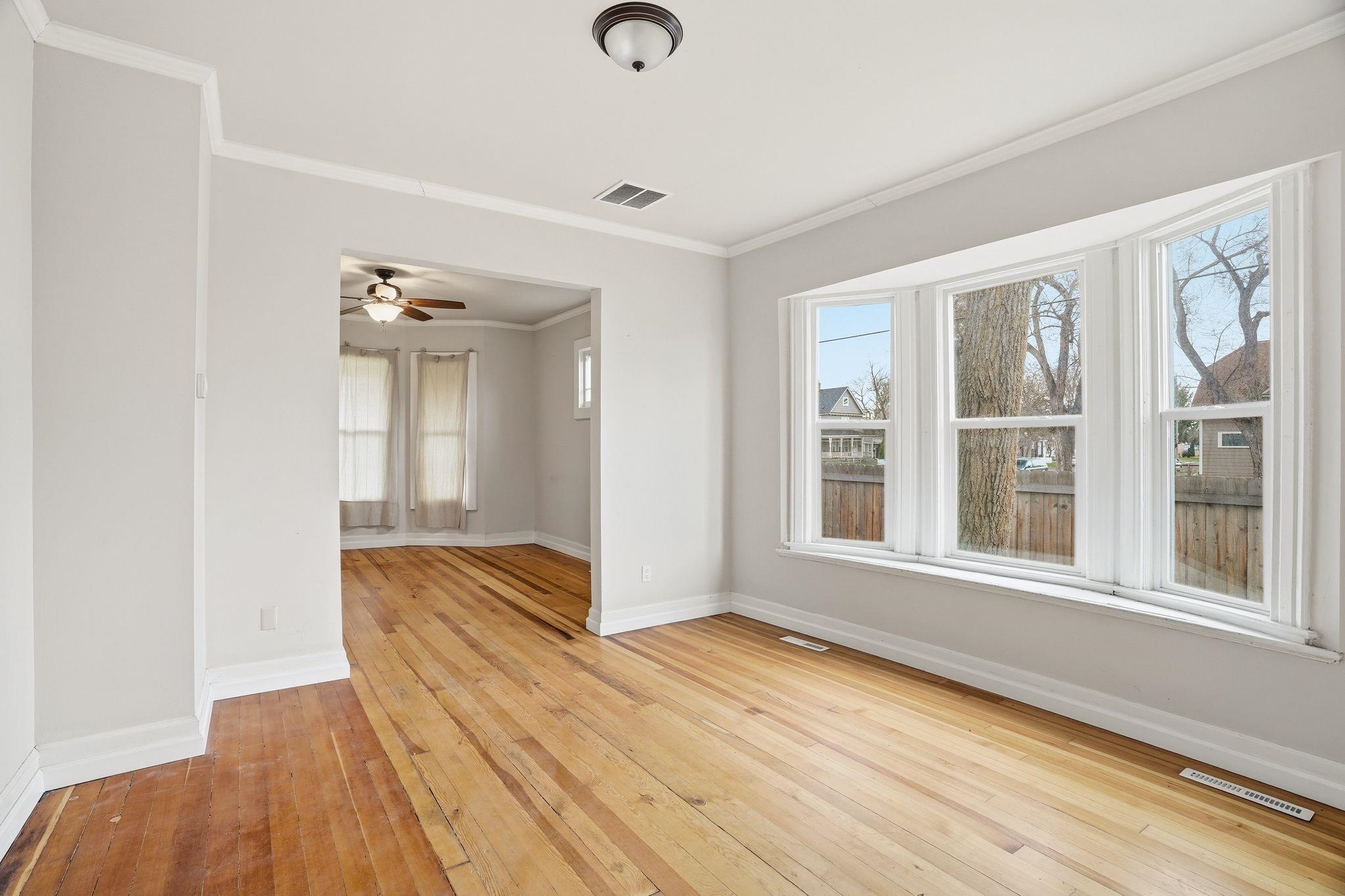 403 E Ermina Ave - Photo 10
