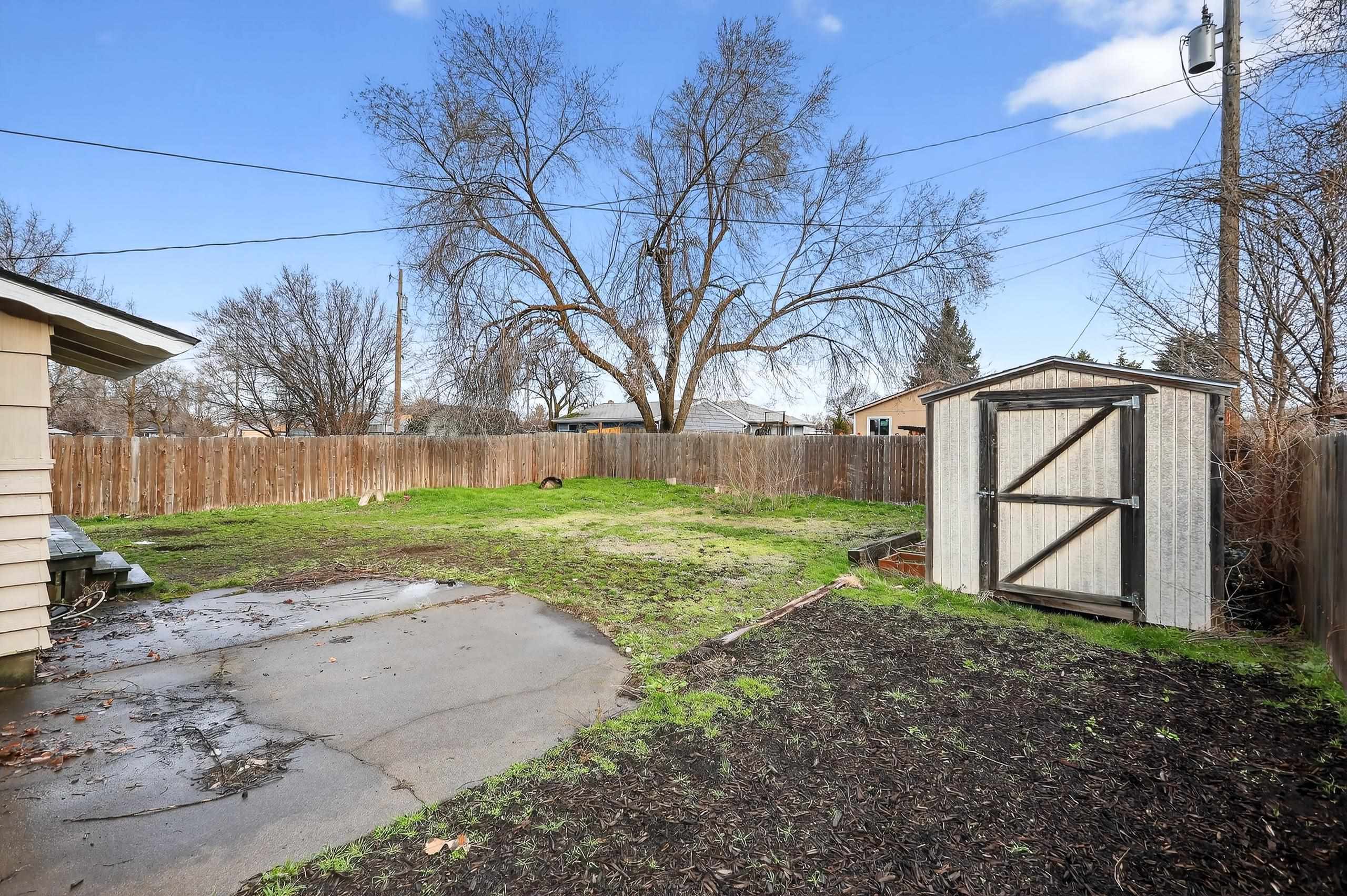 3903 E Ermina Ave - Photo 29