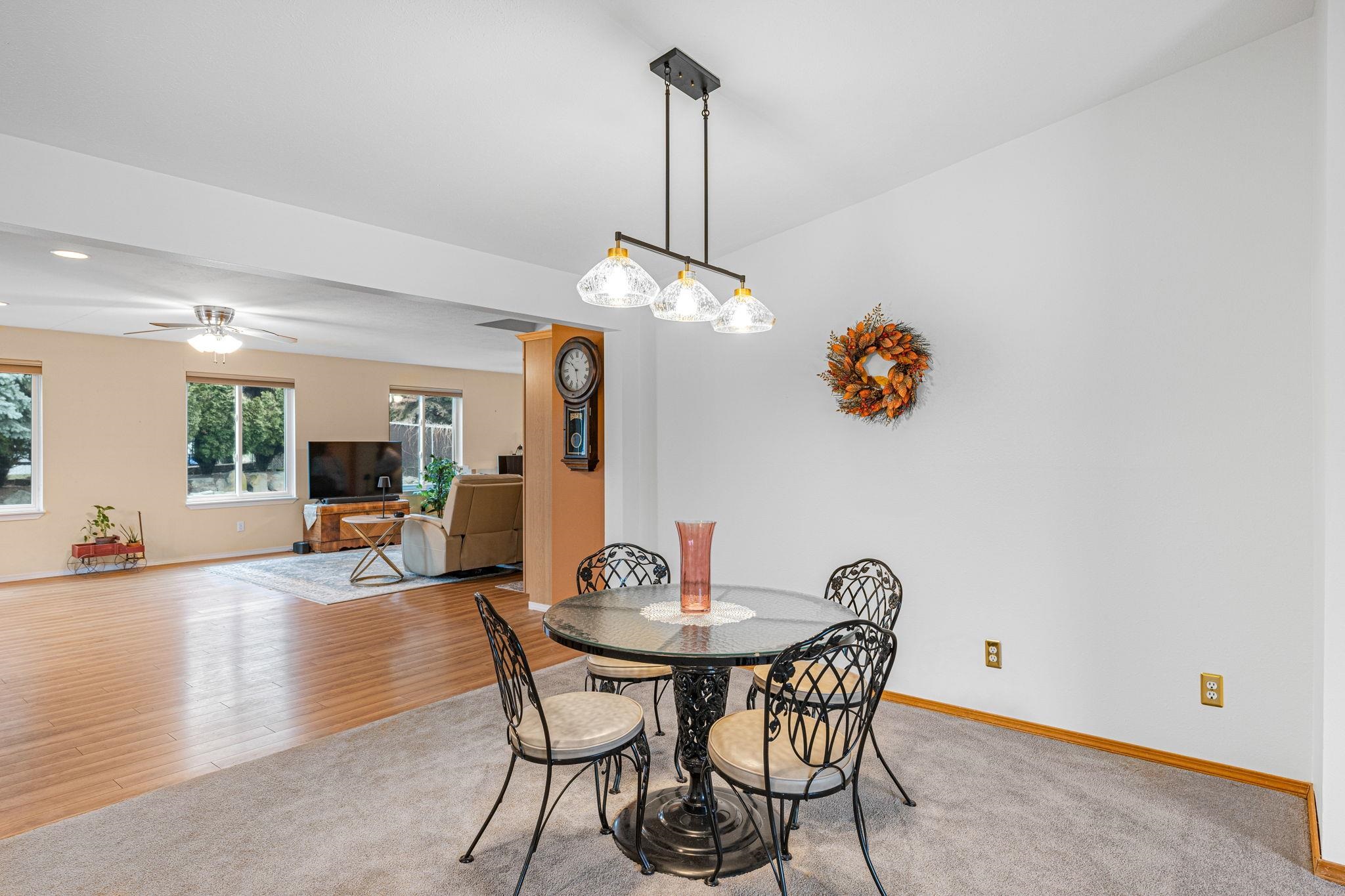 11118 E Fairview Ave - Photo 12