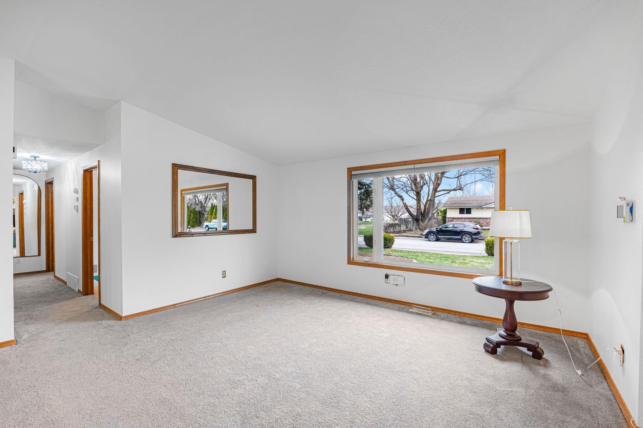 11118 E Fairview Ave - Photo 14