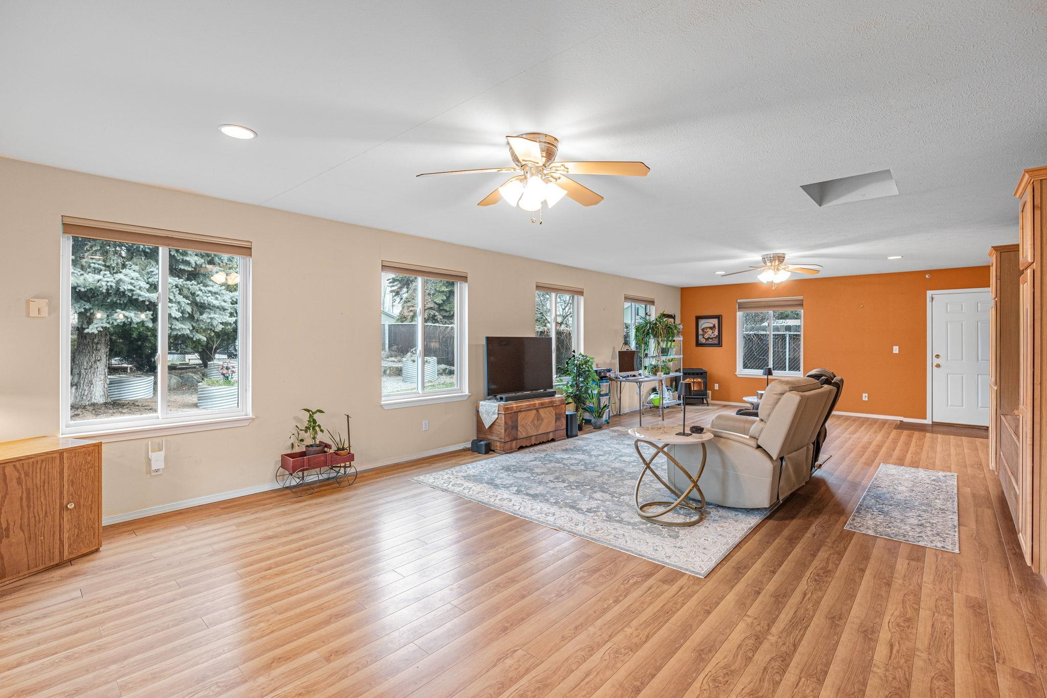 11118 E Fairview Ave - Photo 17