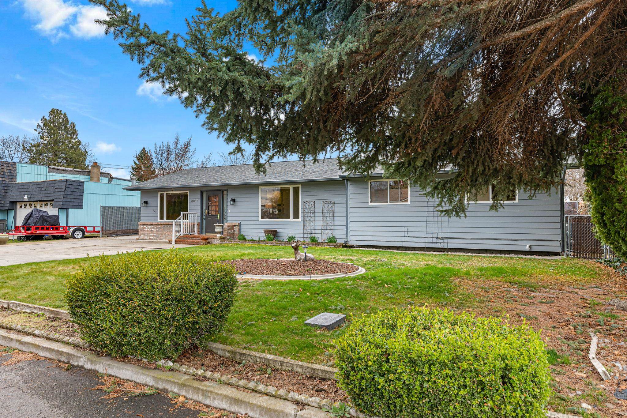 11118 E Fairview Ave - Photo 3