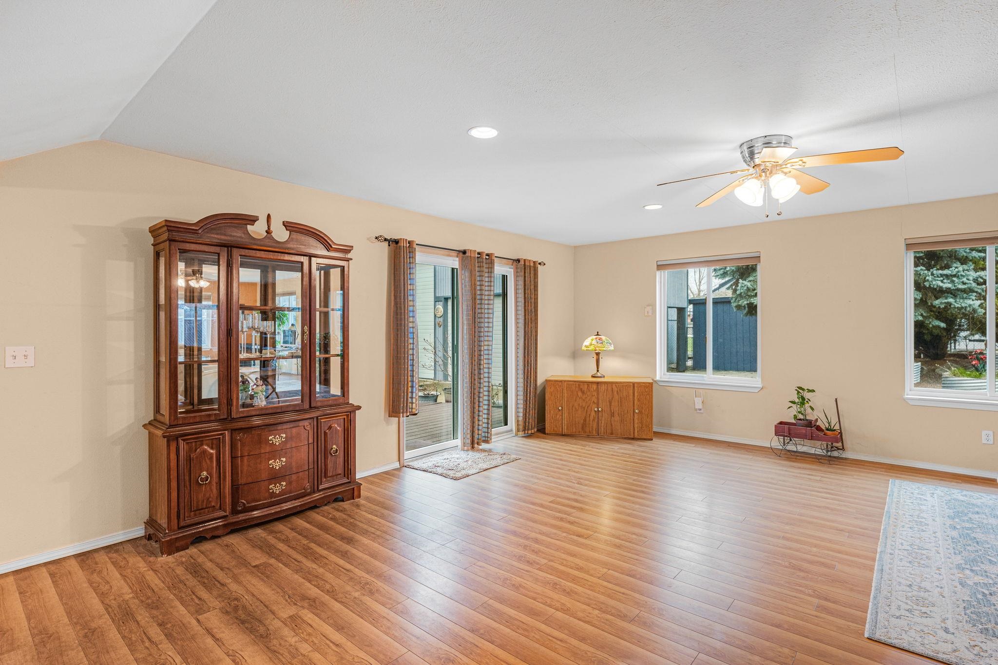 11118 E Fairview Ave - Photo 21