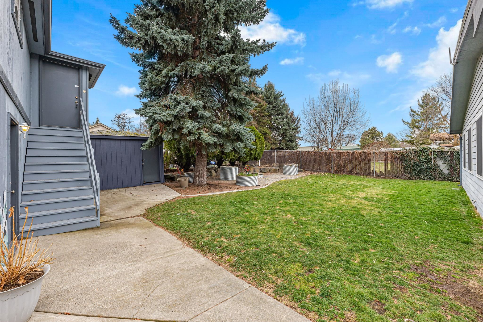 11118 E Fairview Ave - Photo 33