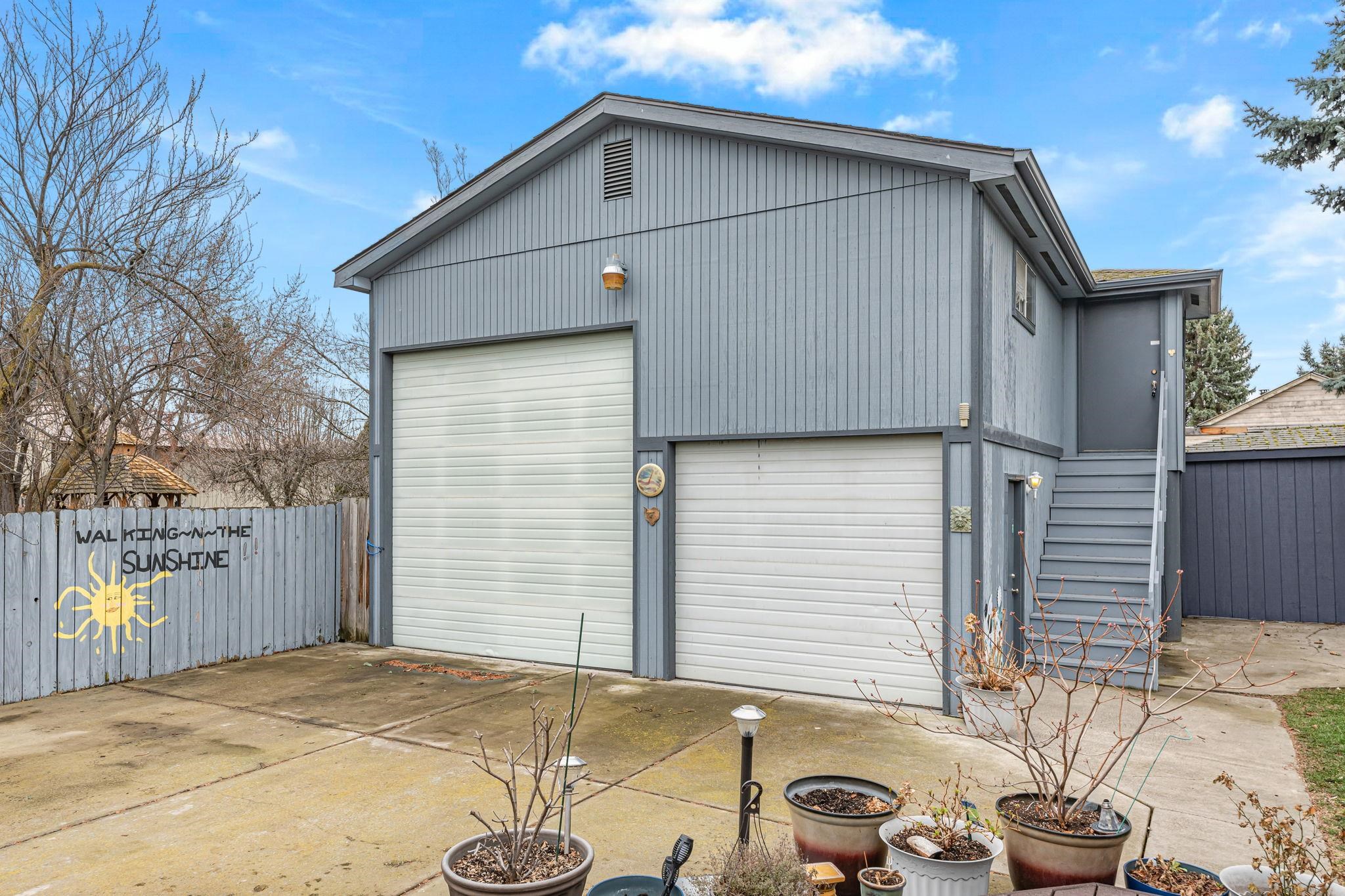 11118 E Fairview Ave - Photo 39