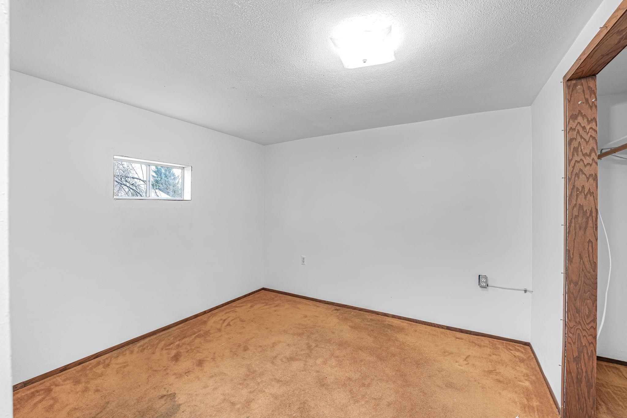 11118 E Fairview Ave - Photo 45