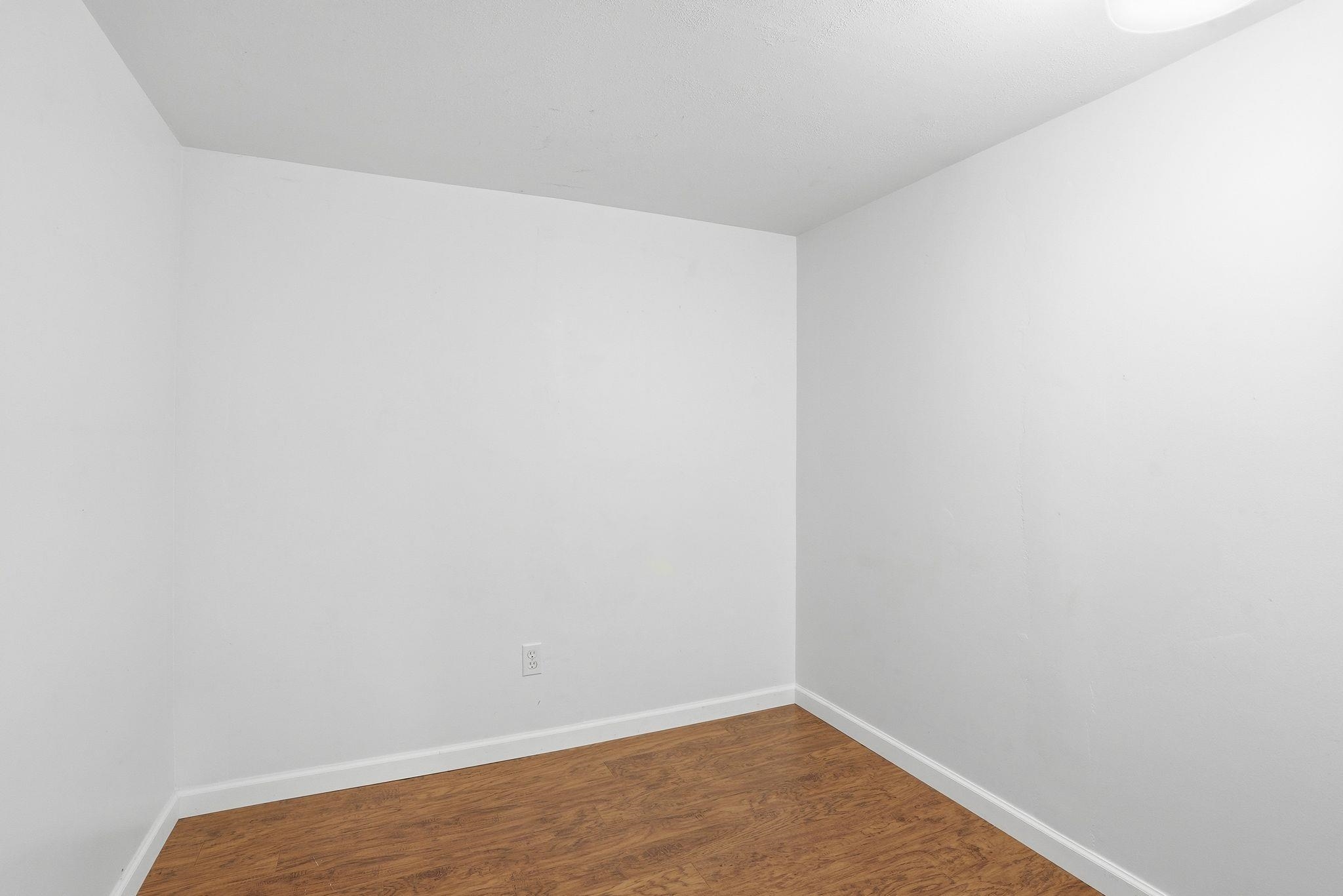 2803 E 39th Ave - Photo 25