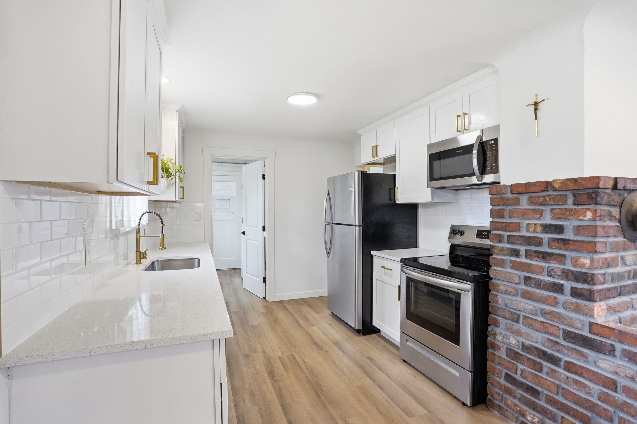 1828 W Nora Ave - Photo 11