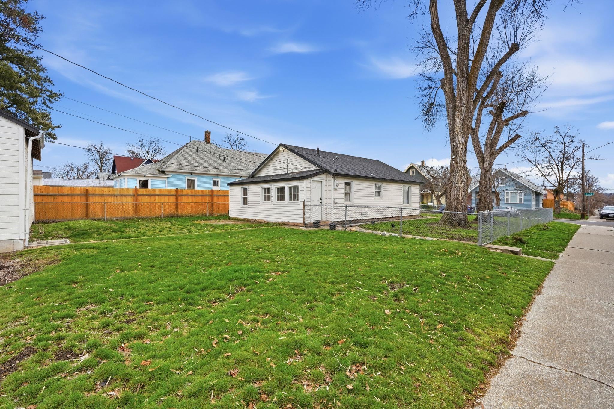 1828 W Nora Ave - Photo 25