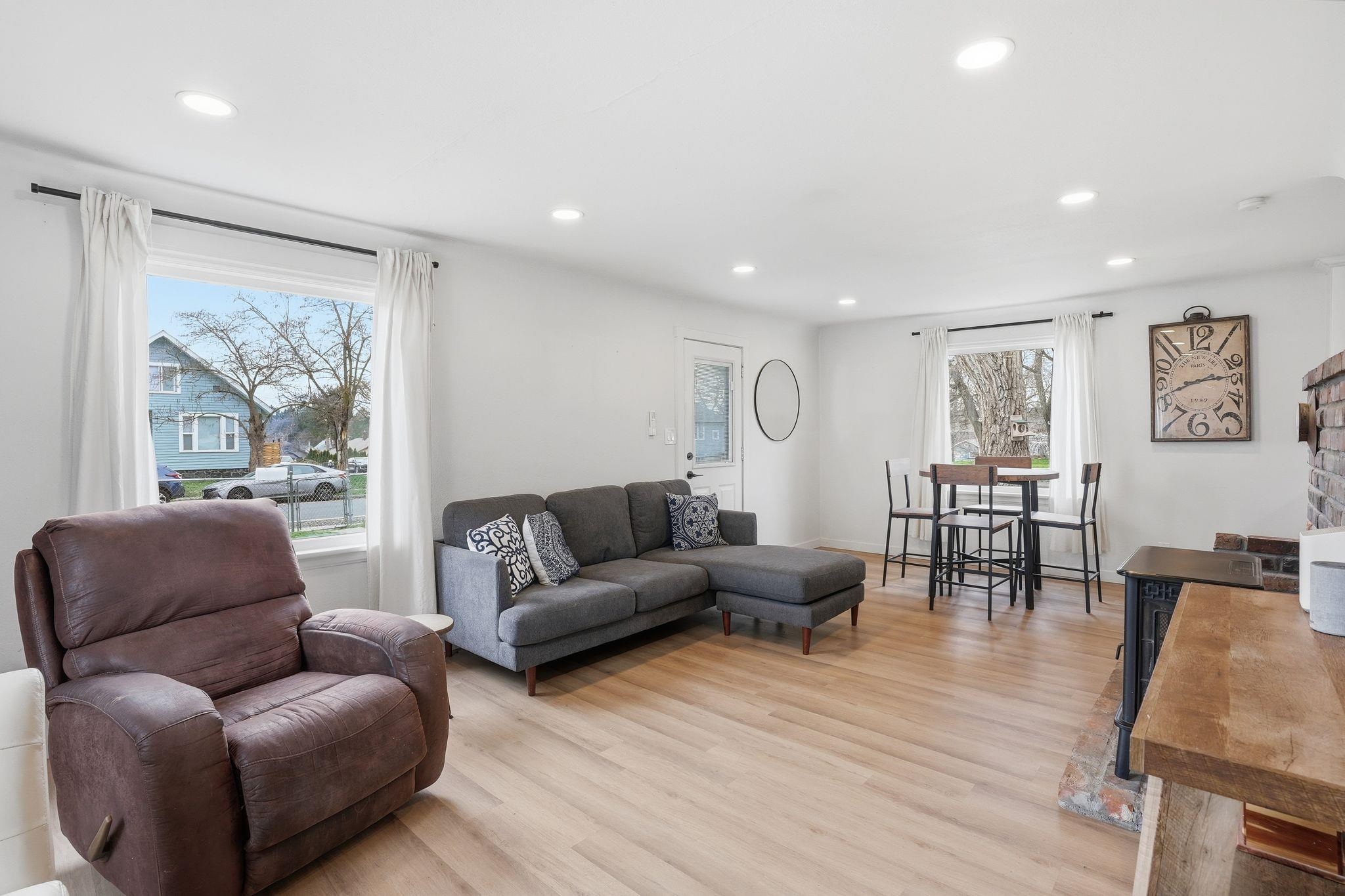 1828 W Nora Ave - Photo 5