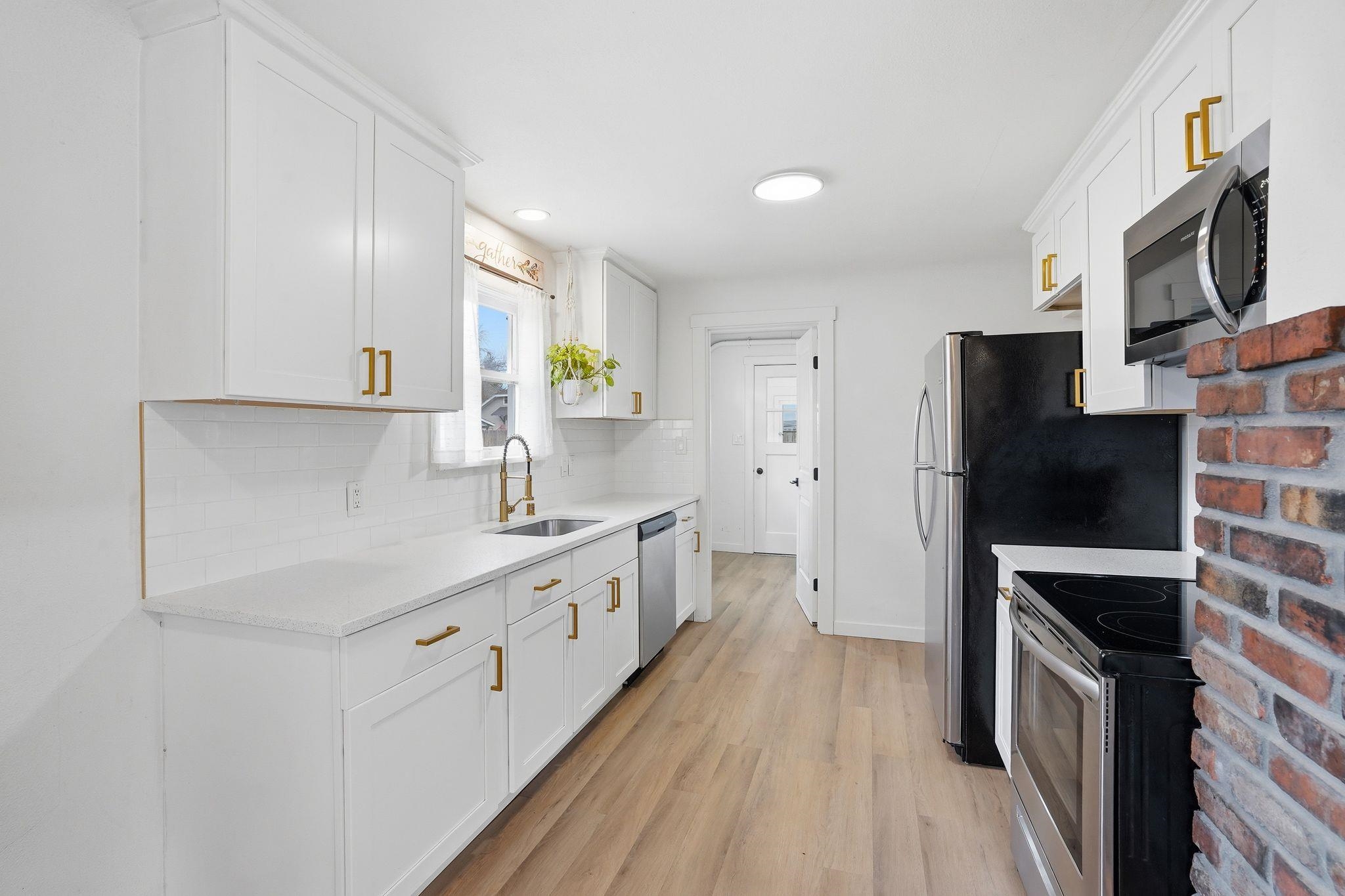 1828 W Nora Ave - Photo 10