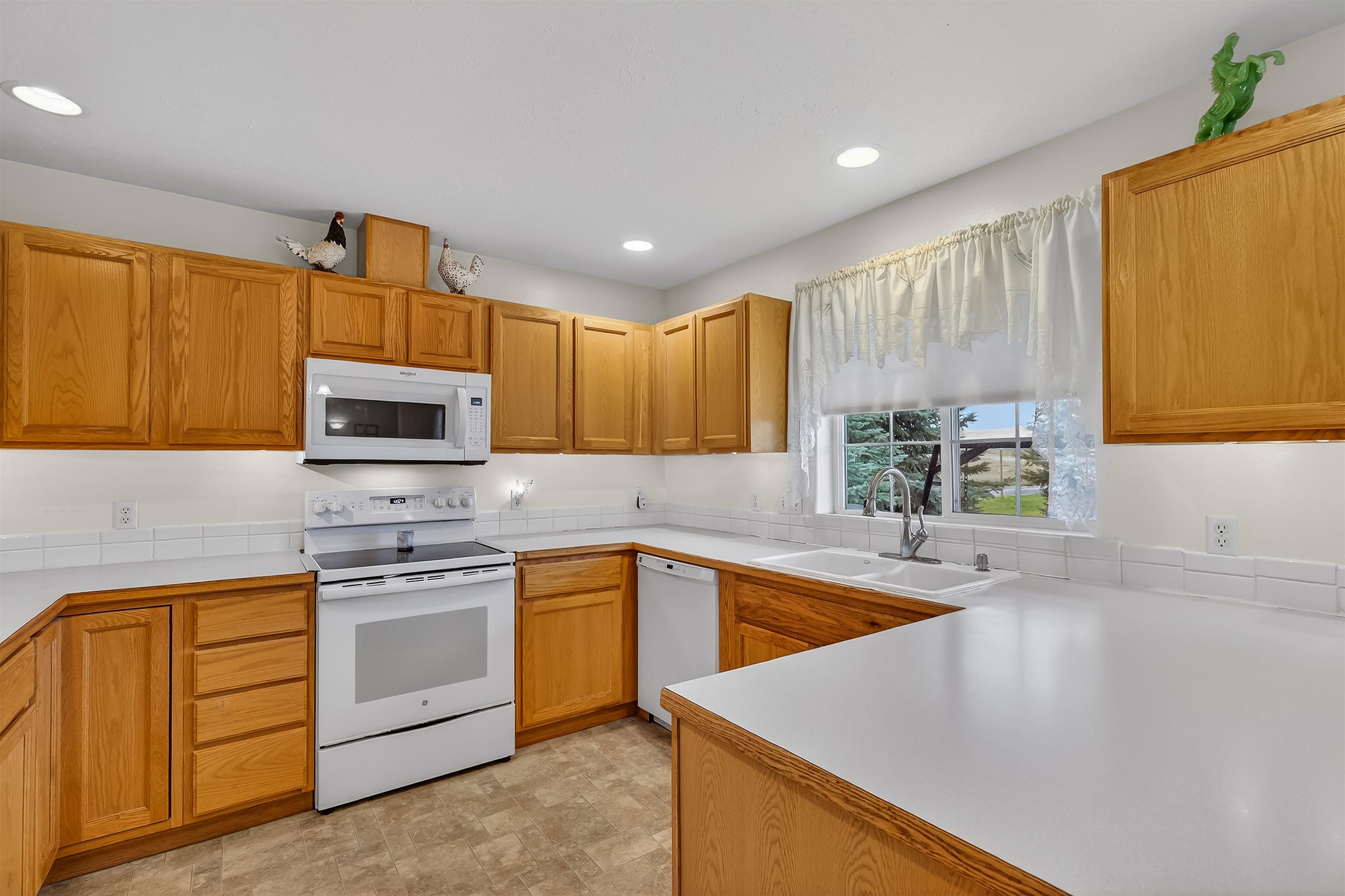 1 N Heglar Ln - Photo 3