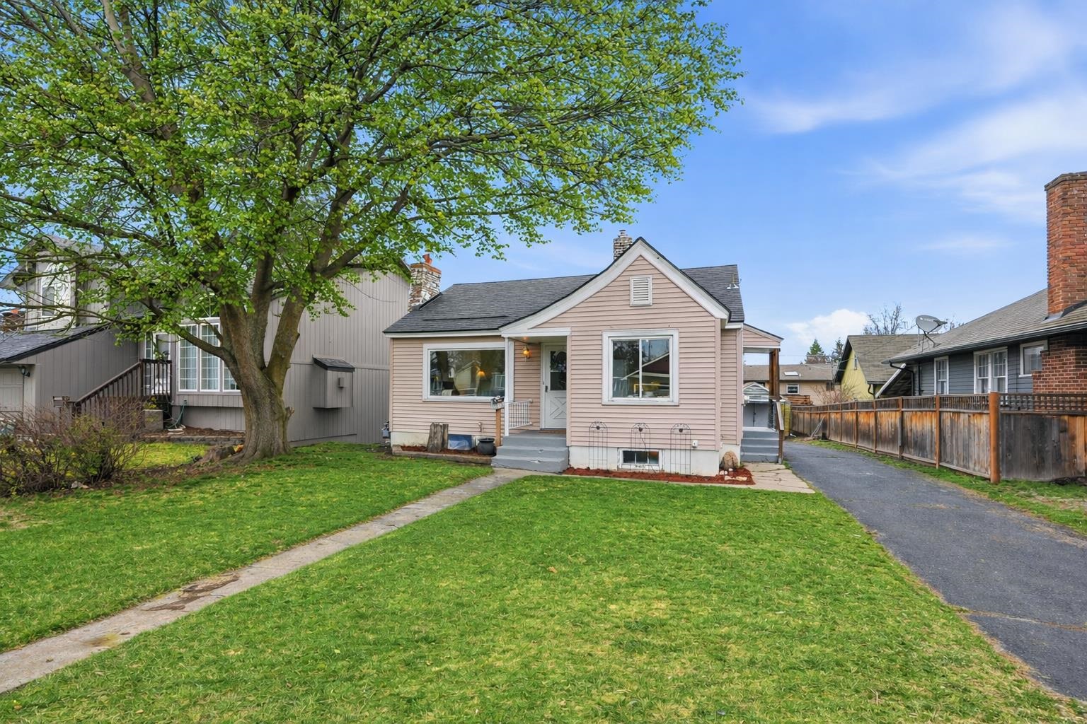 3503 E 28th Ave - Photo 2