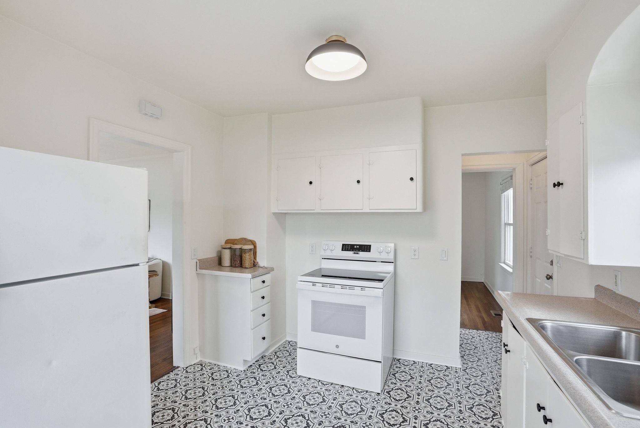 3503 E 28th Ave - Photo 9